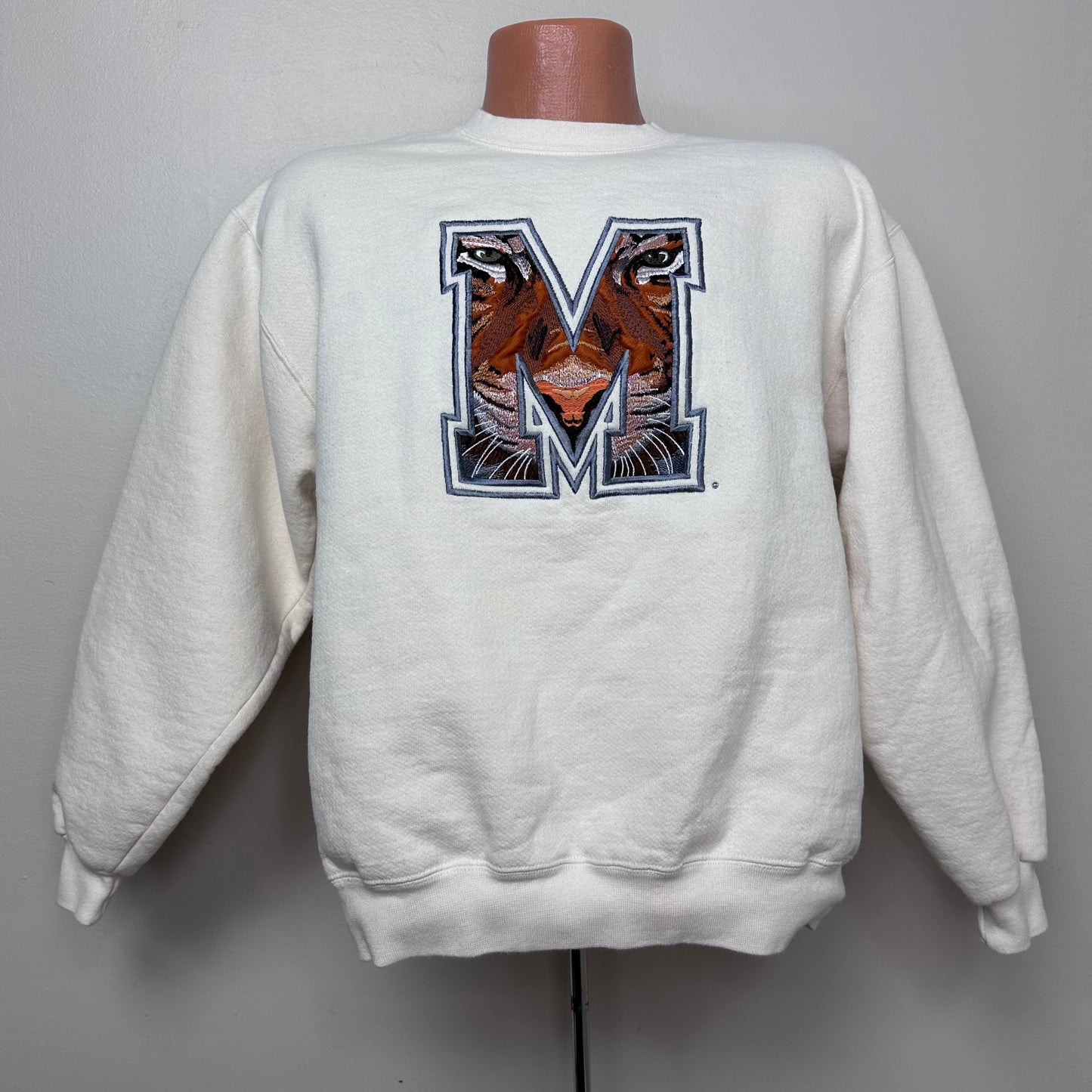 1990s Memphis State University Tigers Sweatshirt, Embroidered, Defoor Size Medium