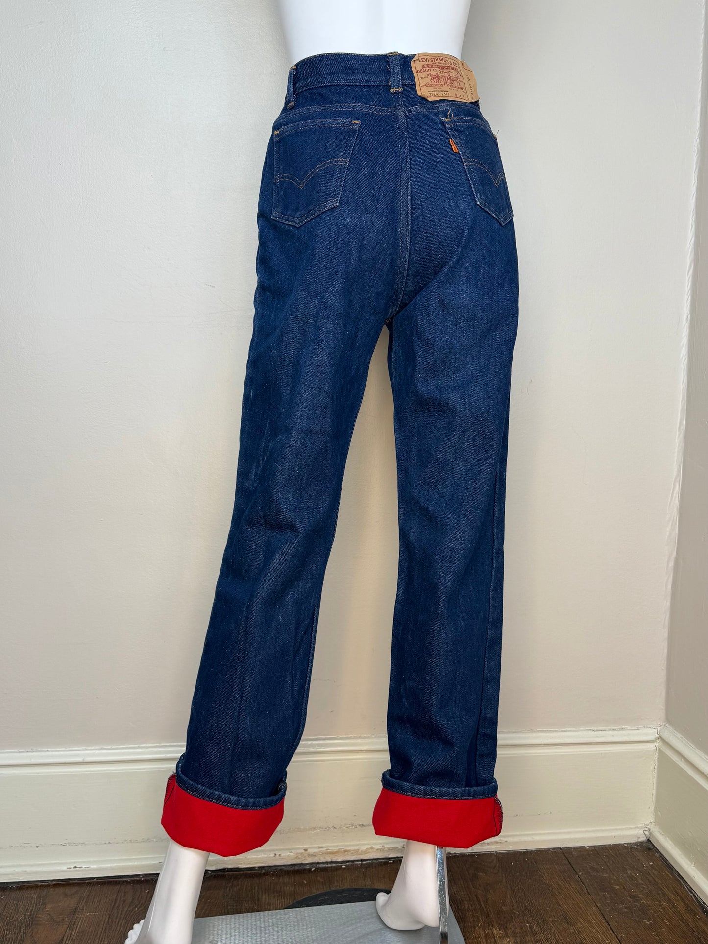 1980s Winter Levi’s Jeans, Dark Denim with Red Flannel Lining, 27"x32", High Rise Straight Leg