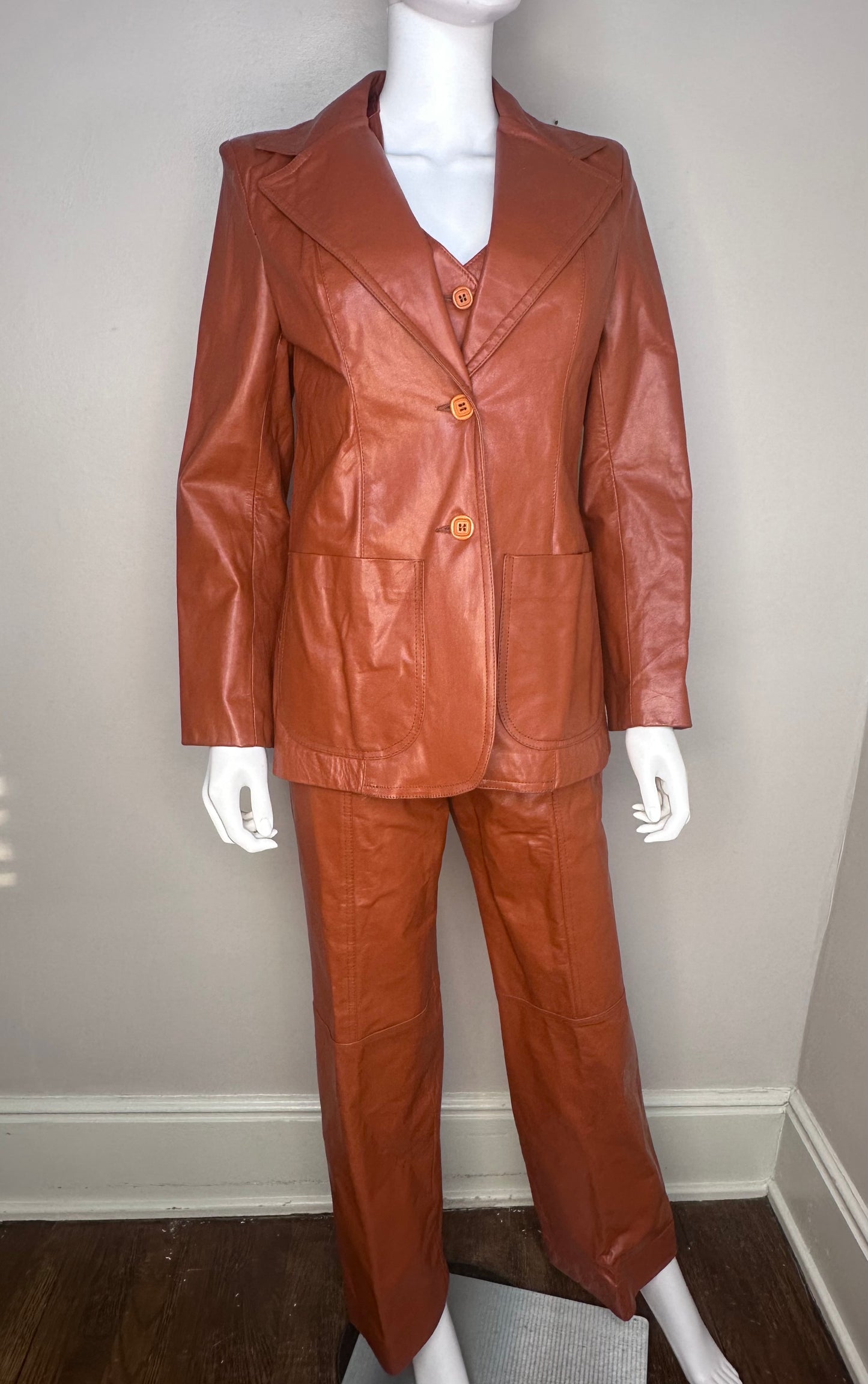 1970s Women’s Brown Leather Three Piece Pant Suit, Margaret Godfrey for Bagatelle Size XS, Blazer Vest Pants