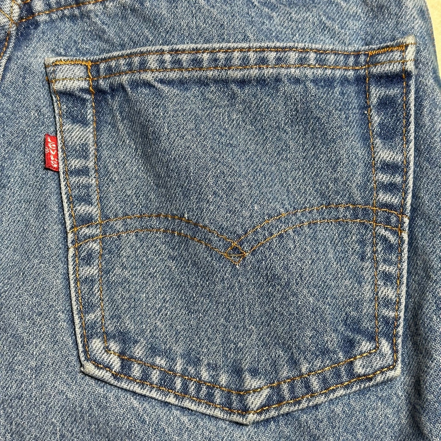 1980s Women’s Levi’s 505 Blue Jeans, Size XS, 25"x30.25", 18505-0214