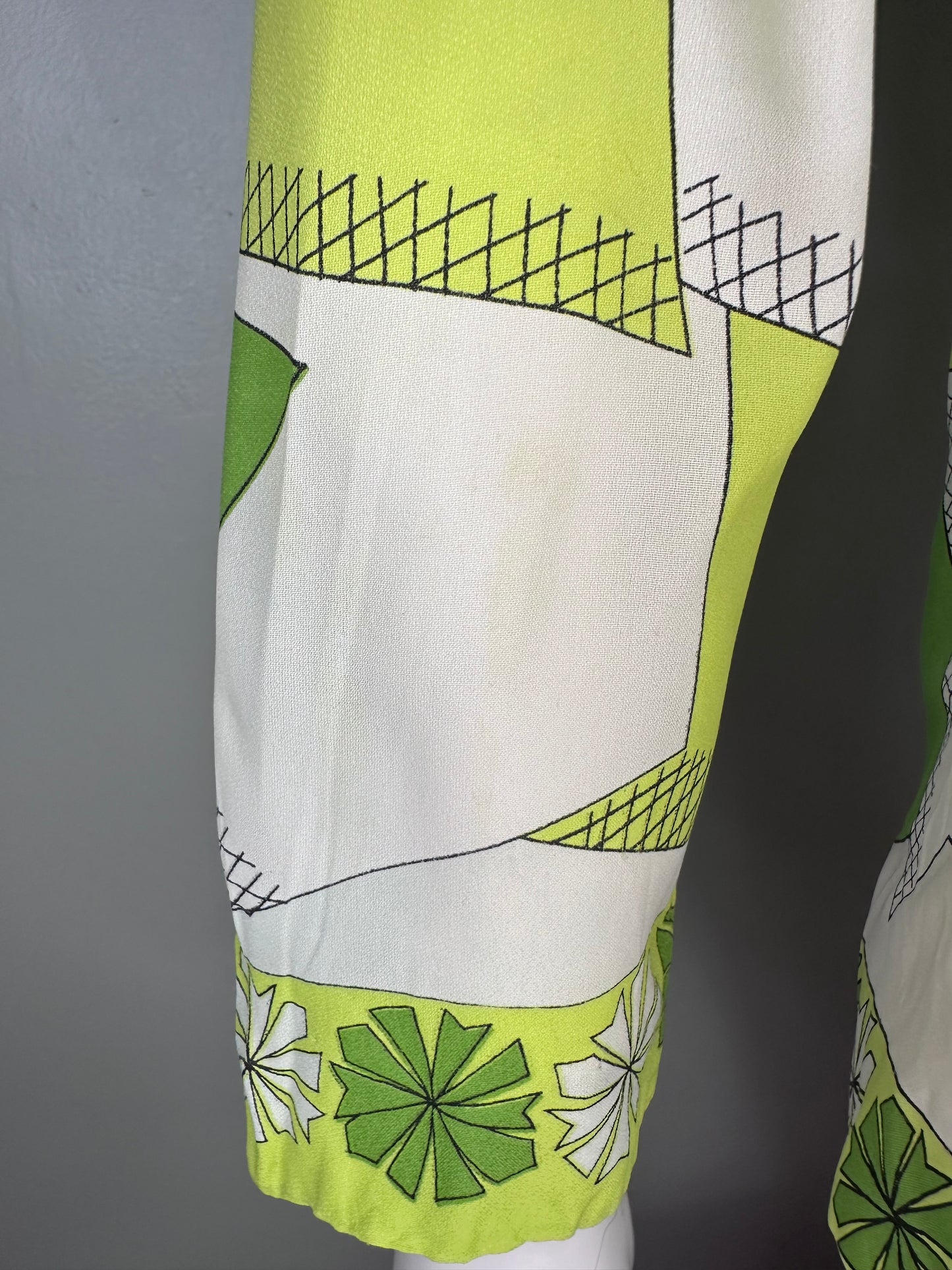 1960s Green Novelty Print Blouse, Alex Colman Size Small