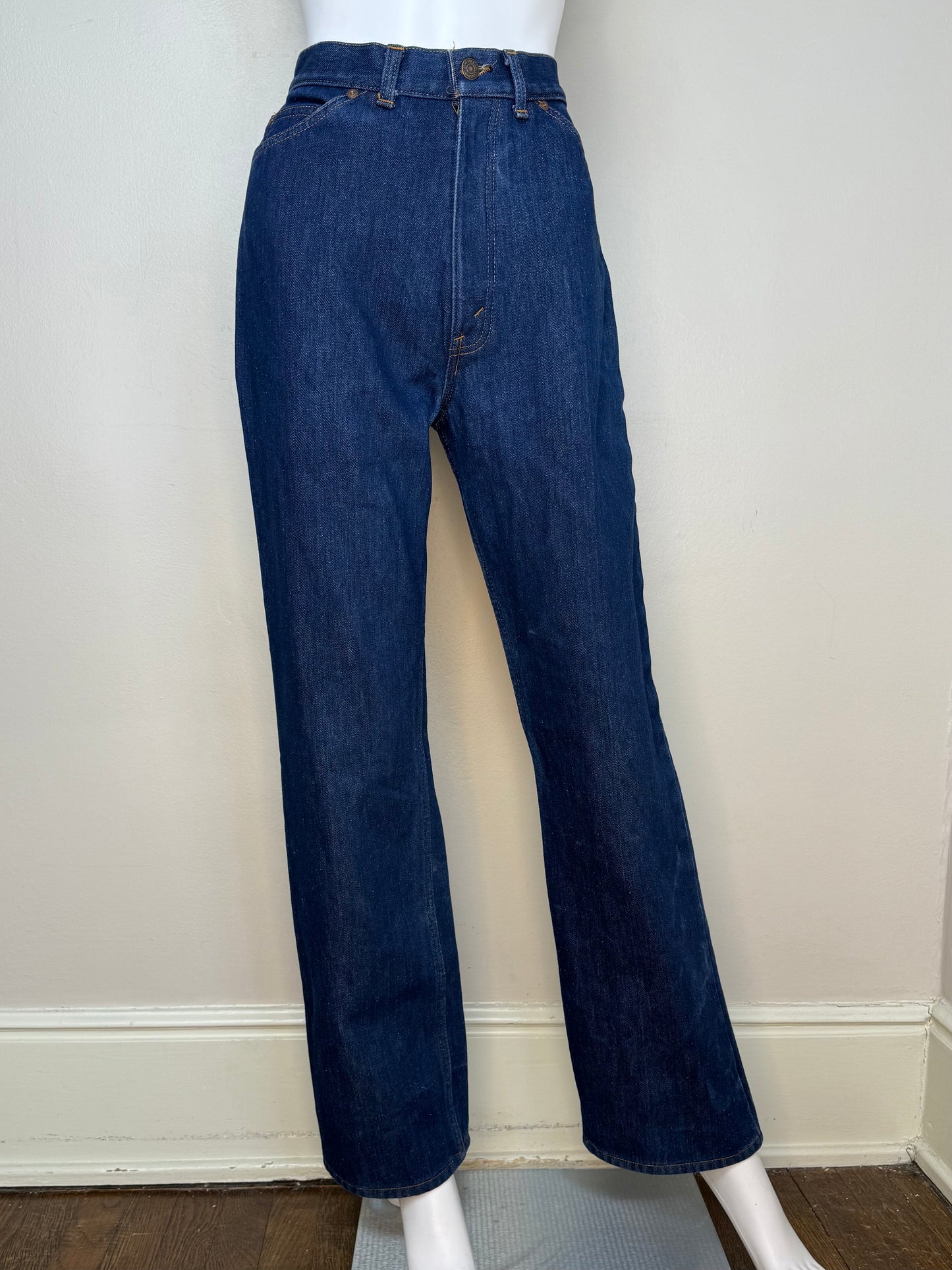 1980s Winter Levi’s Jeans, Dark Denim with Red Flannel Lining, 27"x32", High Rise Straight Leg