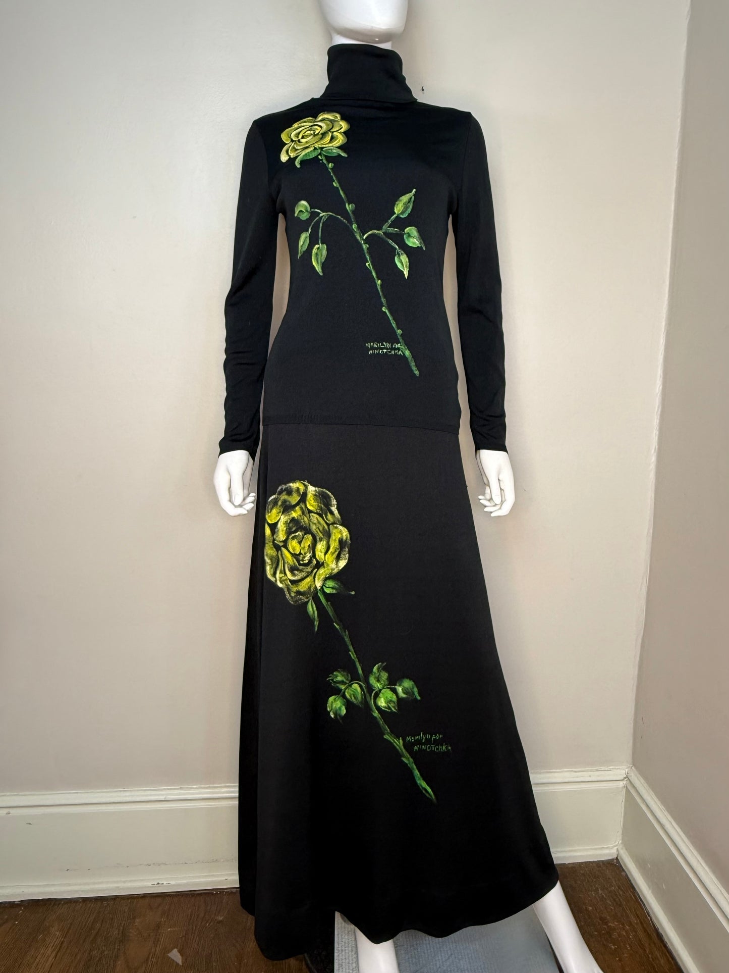 1970s Hand Painted Black Knitwear Set, Marilyn for Ninotchka Size Small, Sakowitz, Yellow Rose, Turtleneck Sweater, Maxi Skirt