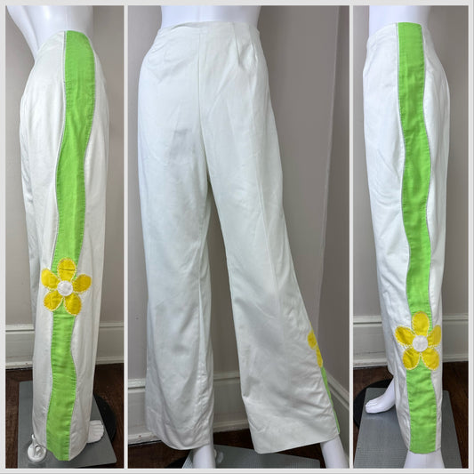 1960s/70s White Flower Pants, Size S/M, Straight Leg, High Rise, Back Zip