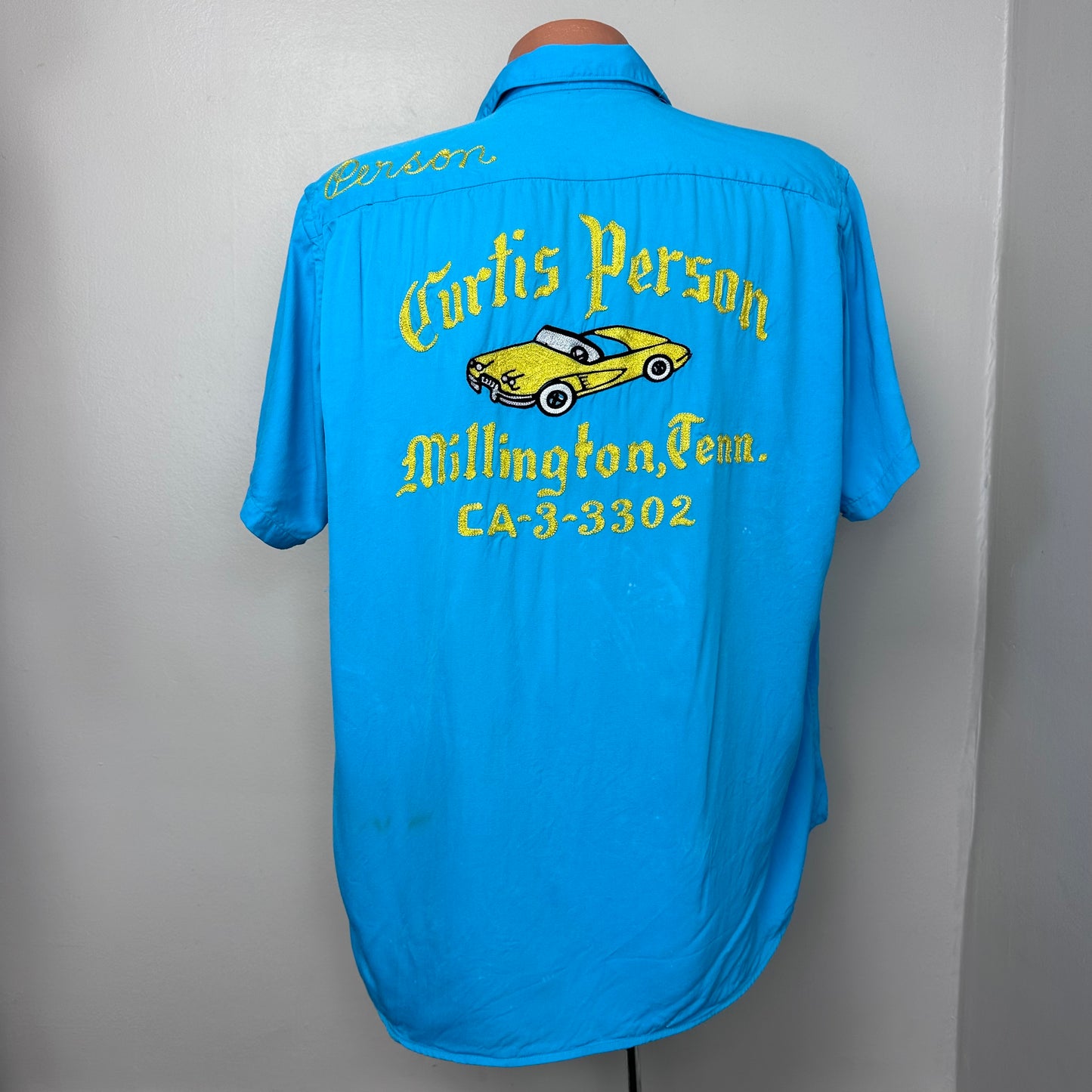 1950s Bowling Shirt, Hilton Size L/XL, Chain Stitch Embroidery, 50s Corvette, Curtis Person Millington