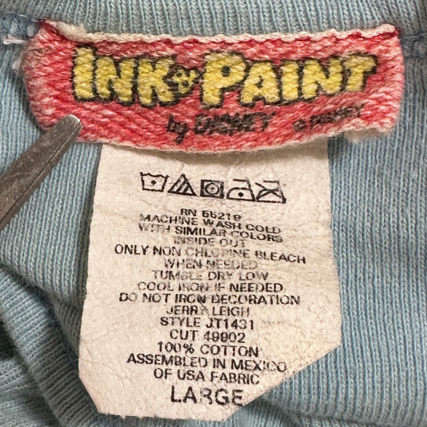 1990s/Y2K Snow White T-Shirt, Ink & Paint by Disney Size Small-Medium, Some Day A Prince Will Come For Me!