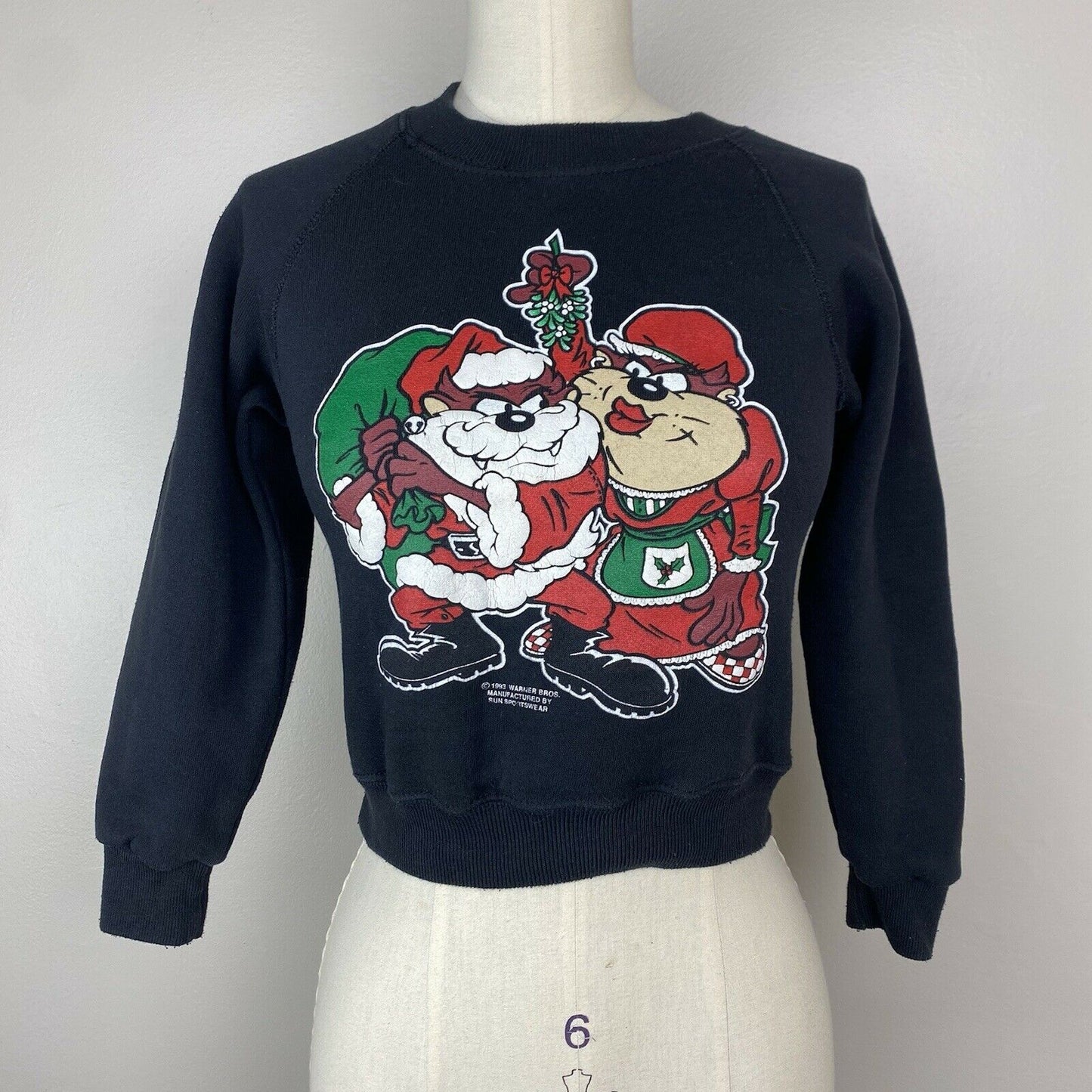 1990s Tasmanian Devil Christmas Sweatshirt, Youth Size 7/8, 90s Looney Tunes
