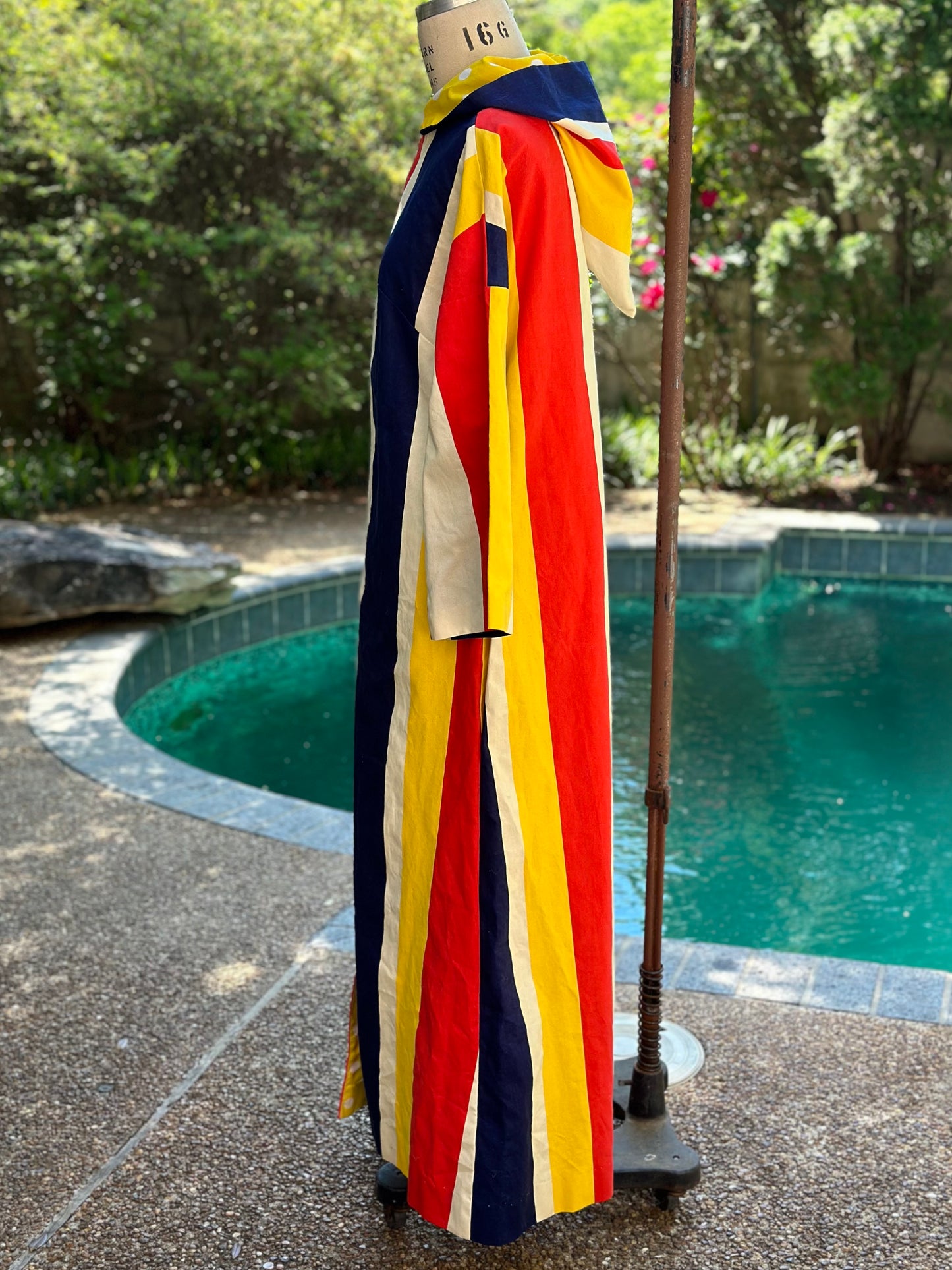 1960s Striped Beach Robe Cover-Up, Fun Fashions by Cole of California Size Medium