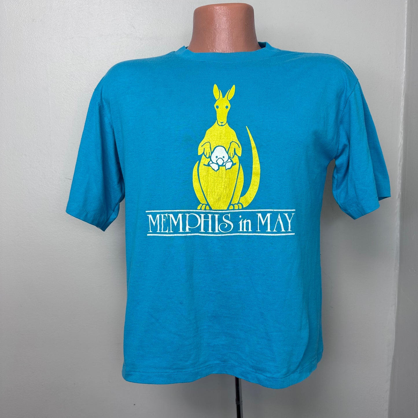 1980s Memphis in May T-Shirt, Jerzees by Russell Size Large, Kangaroo, Peabody Hotel Duck
