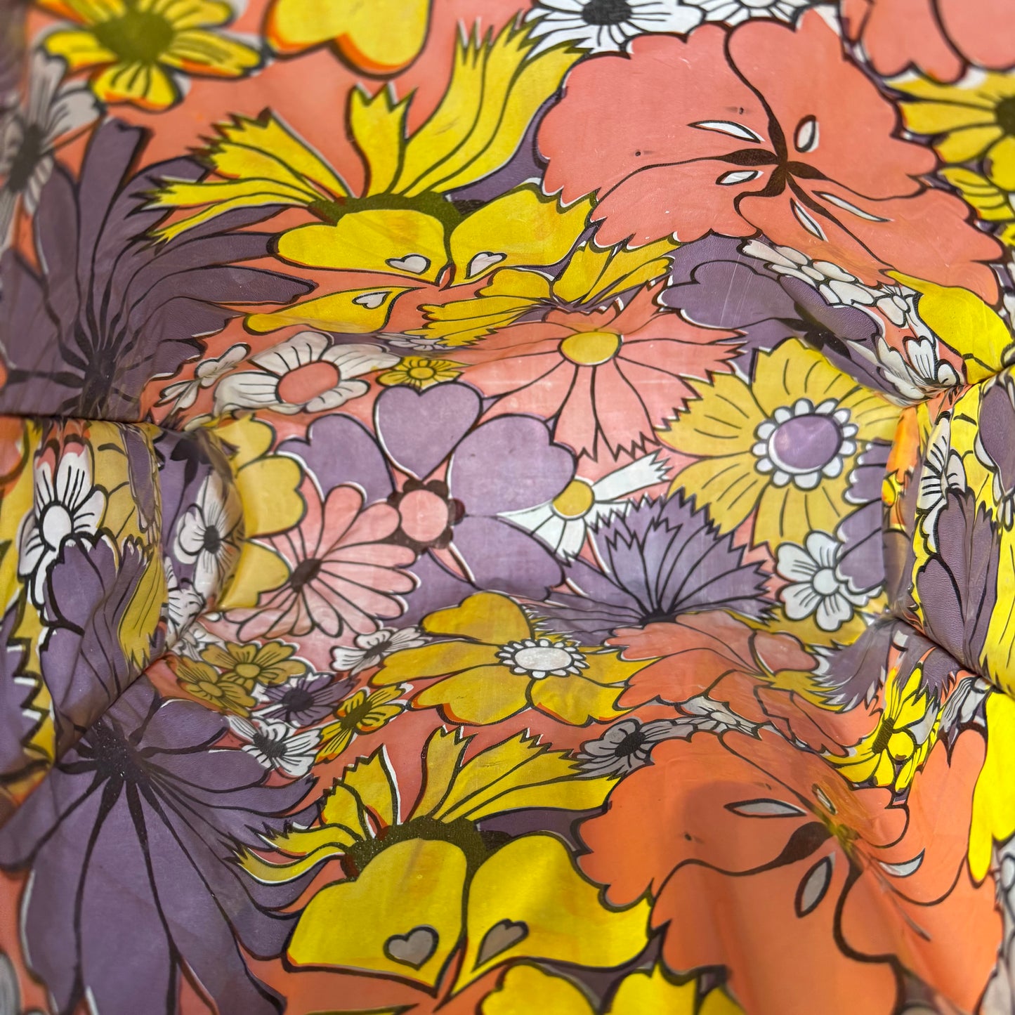 1970s Plastic Floral Tote Bag, Shopping, Beach, Flower Power