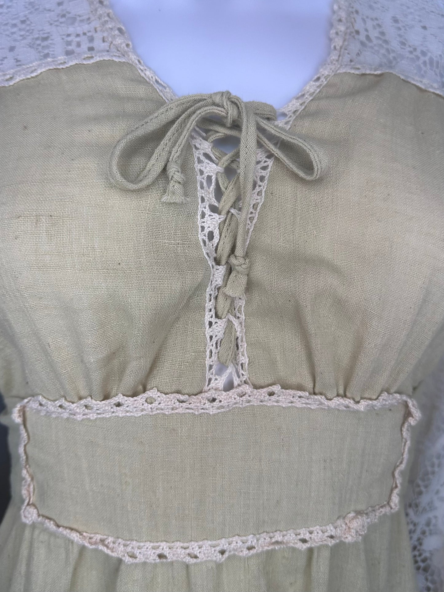 1970s Khaki Gauze with Cream Lace Maxi Dress, Size Small, Corset Bodice, Gunne Sax Prairie Cottagecore Style