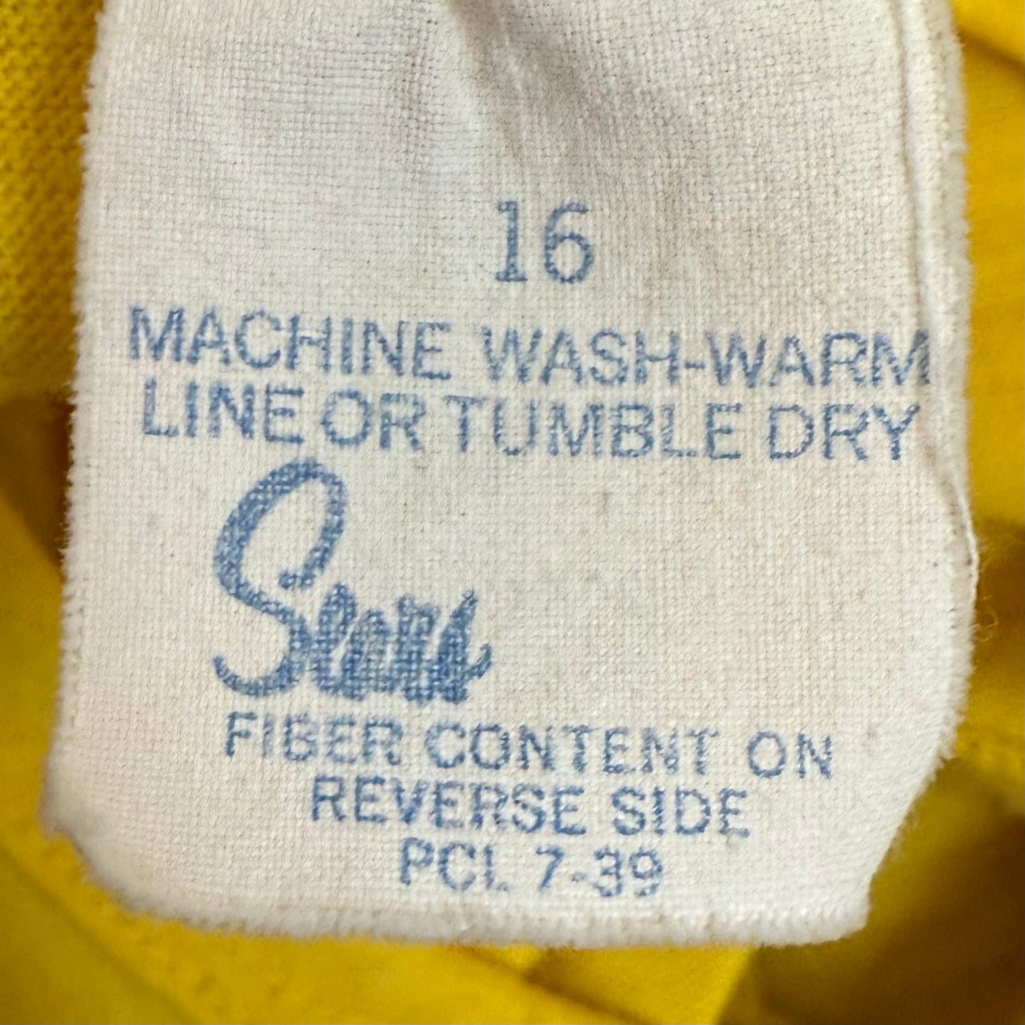 1970s Stay Gold Yellow T-Shirt, Sears Size M/L, Femme French Cut Ringer Tee