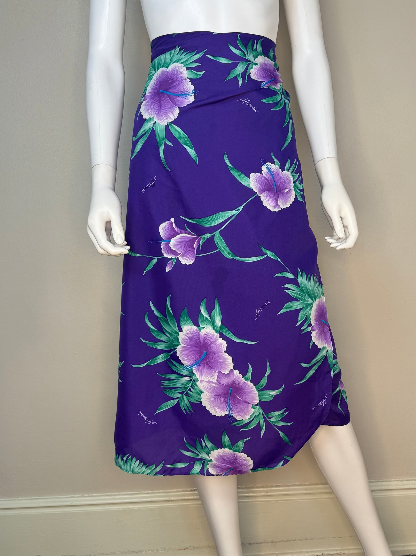 1980s Hawaiian Halter Wrap Dress, Sarong Skirt, Helena’s Hawaii, Tropical Purple Floral