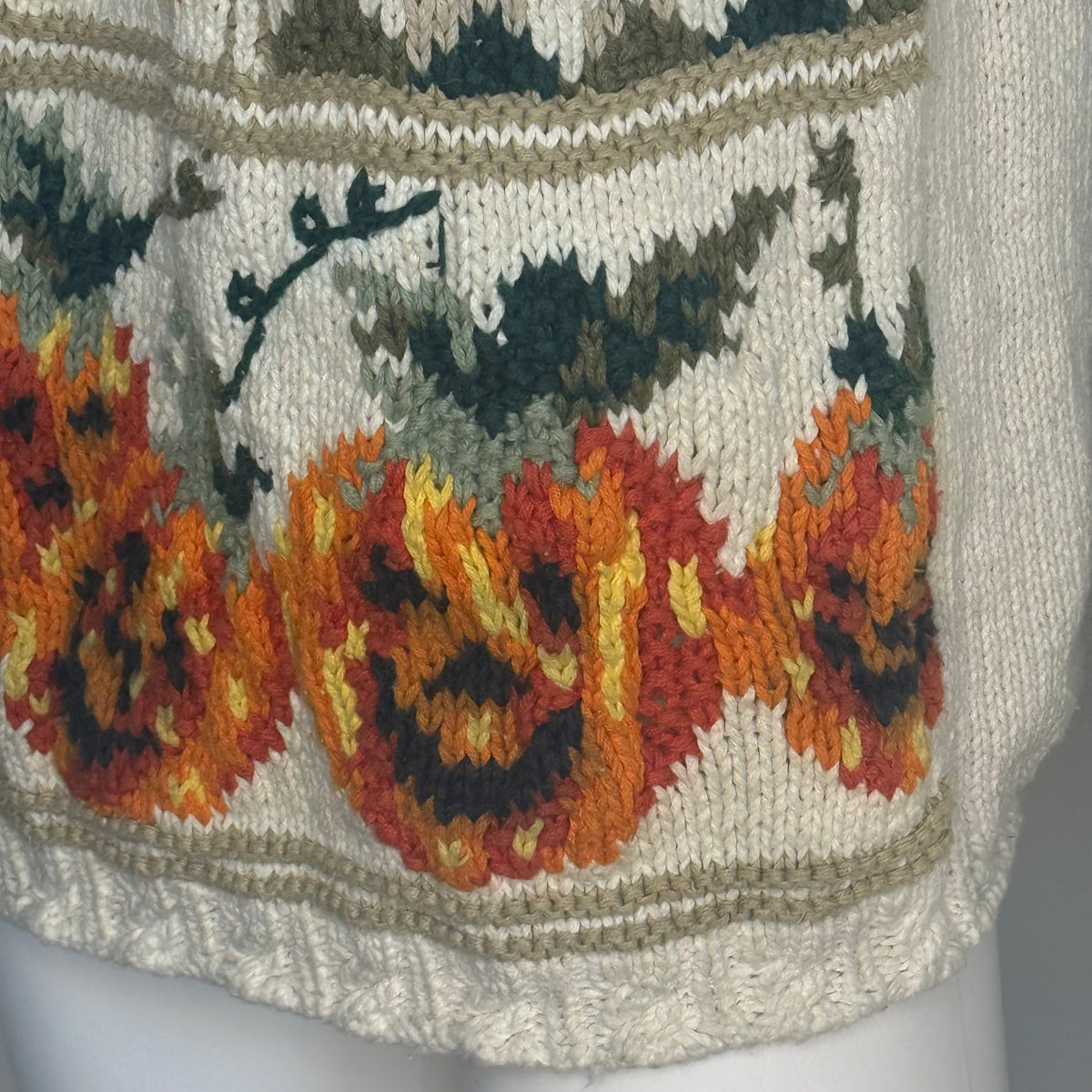 1990s Halloween Sweater, Crystal-Kobe Size Medium