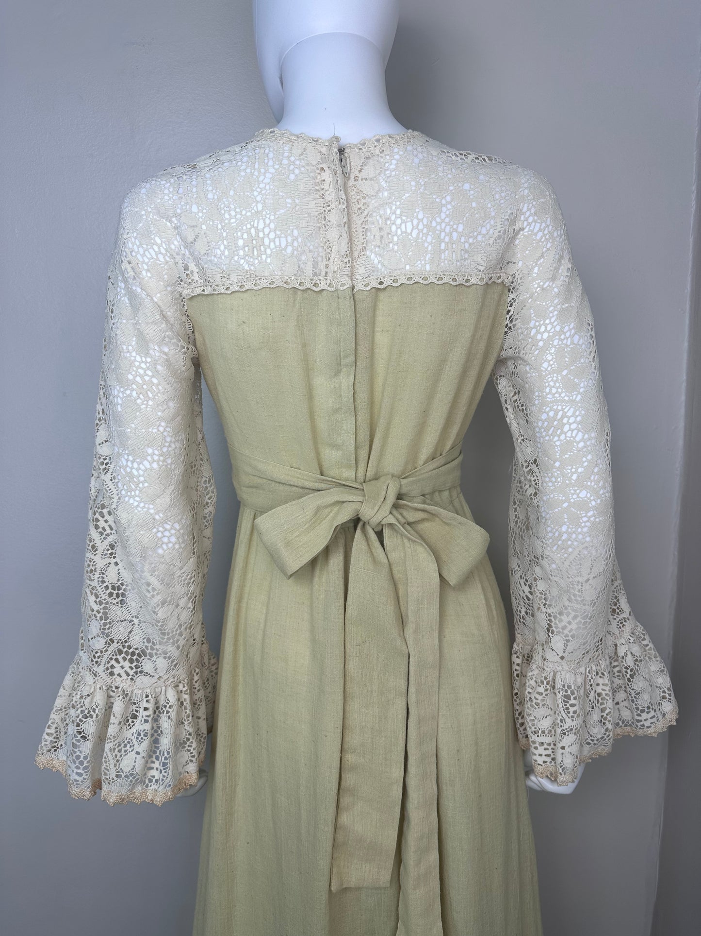 1970s Khaki Gauze with Cream Lace Maxi Dress, Size Small, Corset Bodice, Gunne Sax Prairie Cottagecore Style