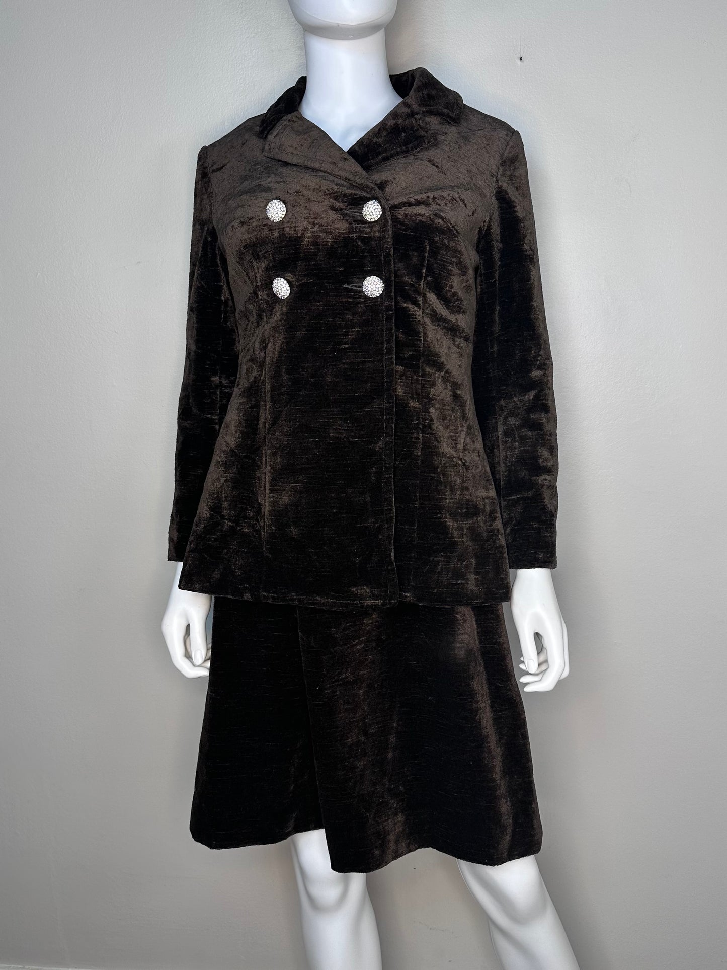 1960s Brown Tapestry Velvet Mod Dress Suit, Junior House Boutique Collection Size Small