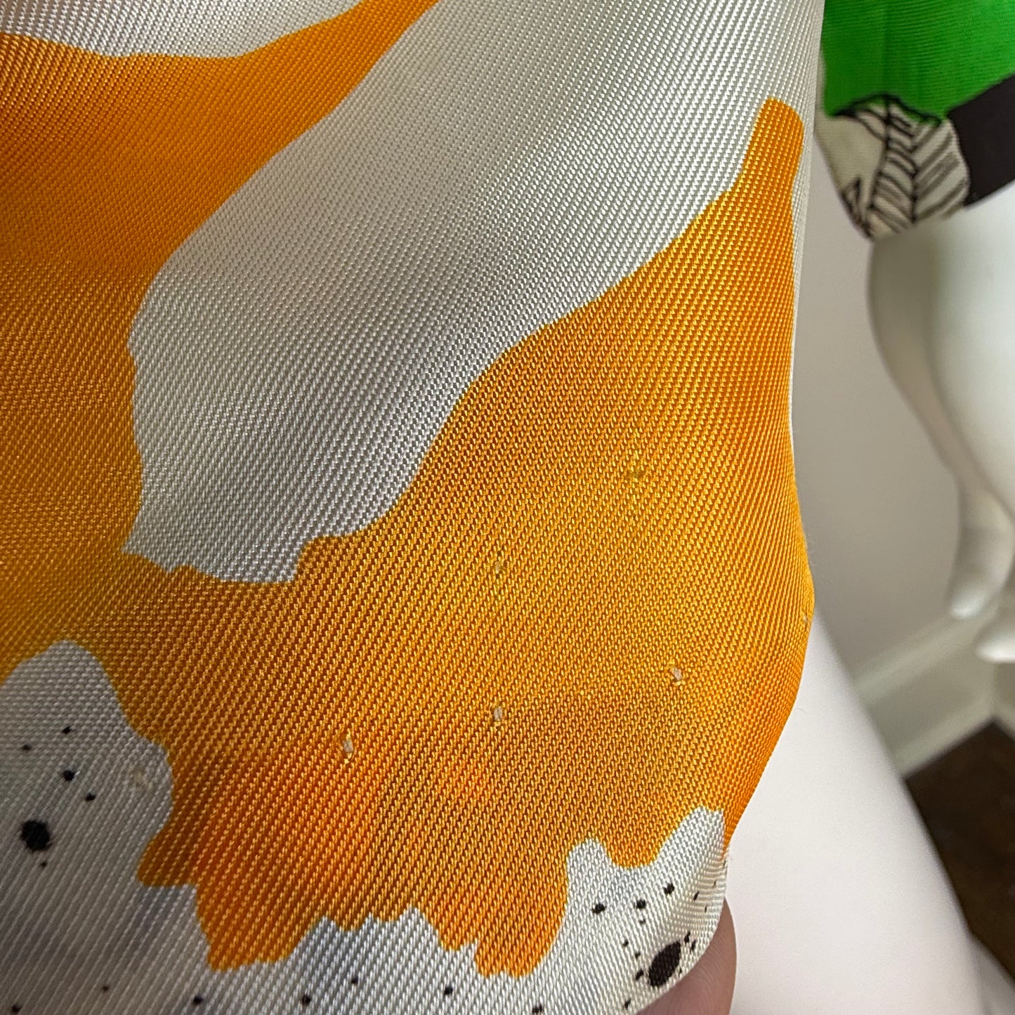 1970s Psychedelic Animals Print Long Sleeve Blouse, Size Medium