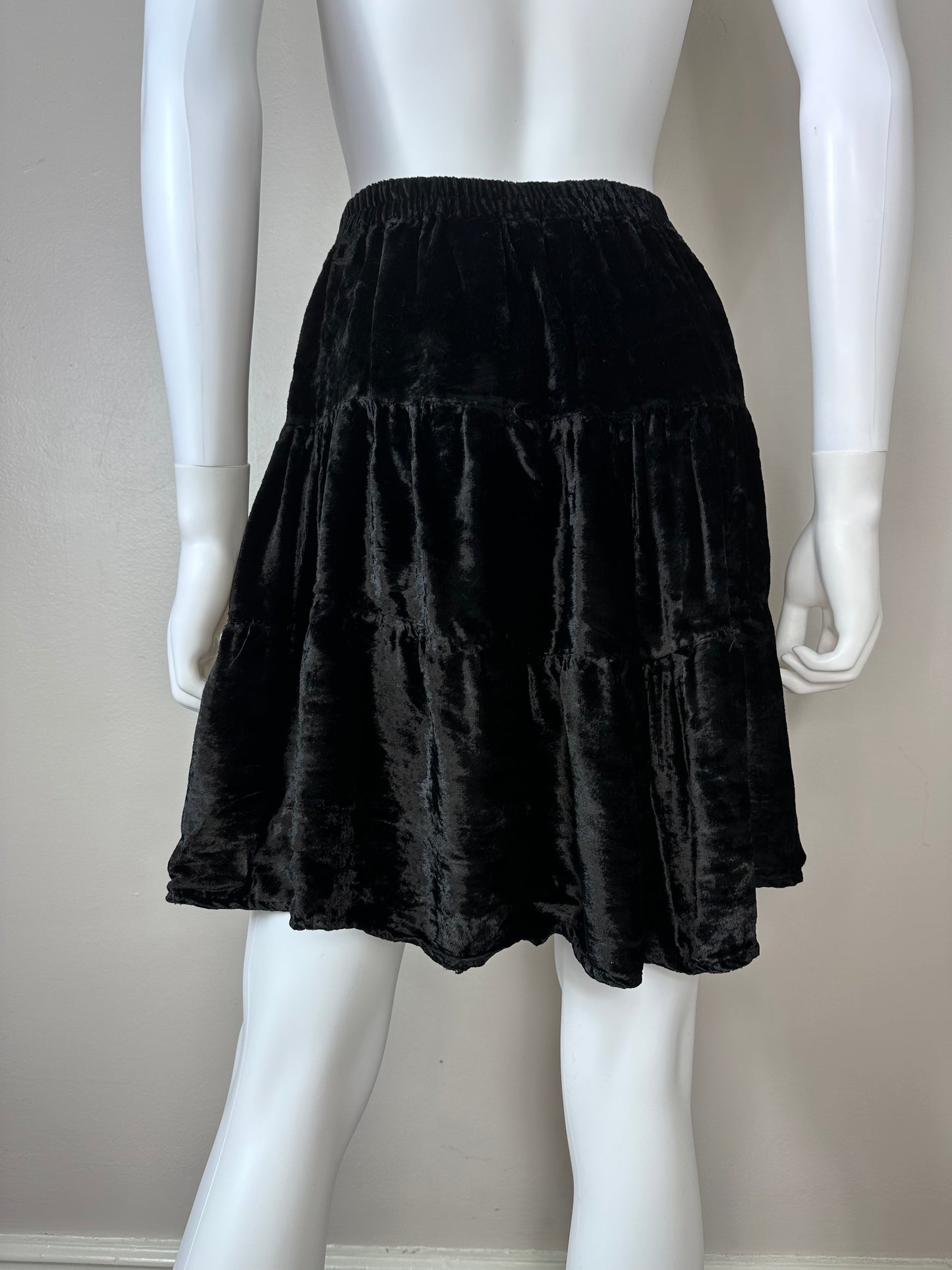 1990s Black Velvet Tiered Skirt, Nouveau Faces size XS-Medium