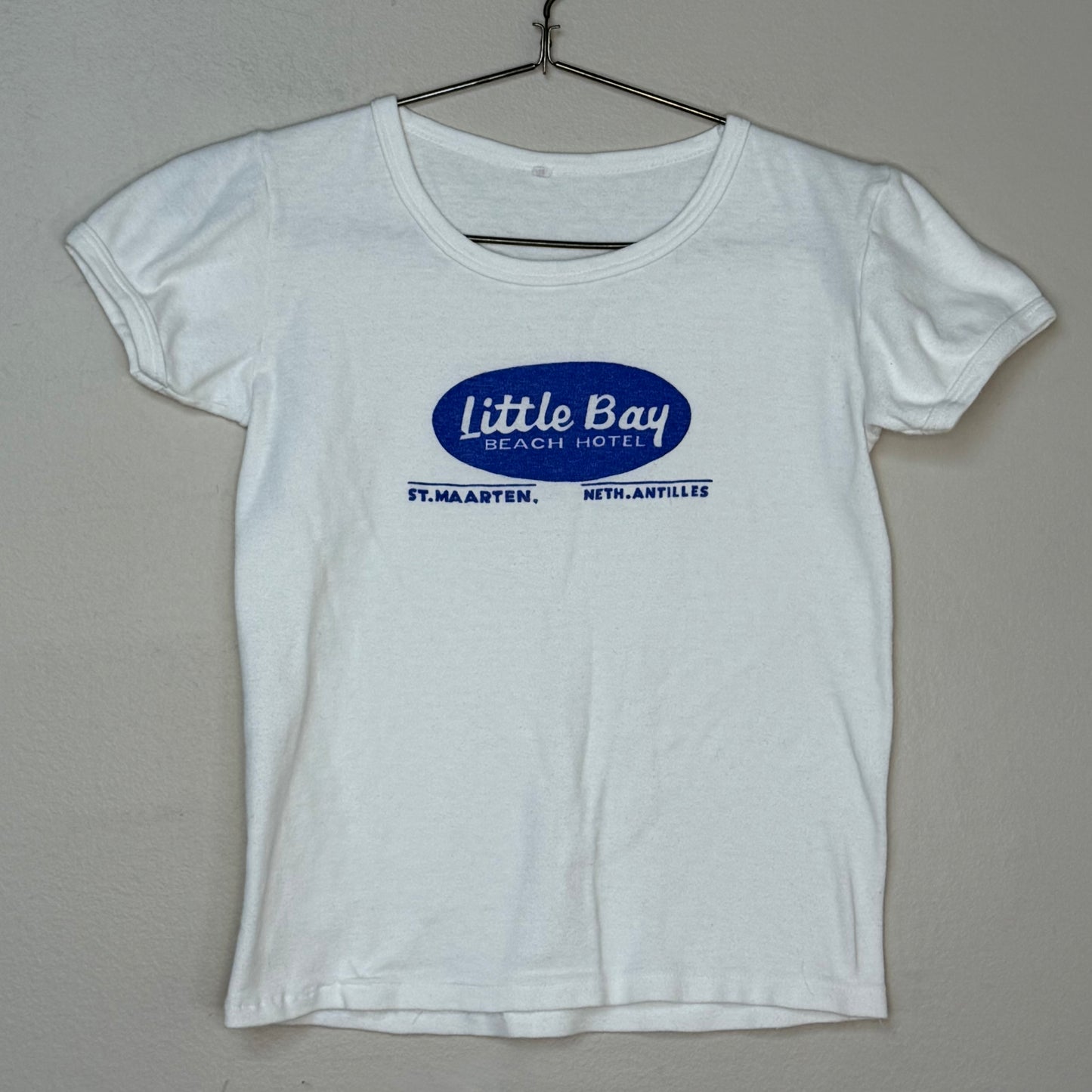 1970s Little Bay Beach Hotel St Maarten T-Shirt, Women's Size XS or Kids size 10/12, Femme Baby Doll Tee
