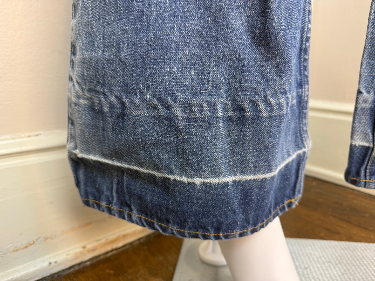 1970s Levi’s 684 Bellbottom Blue Jeans, 29"x31", Orange Tab