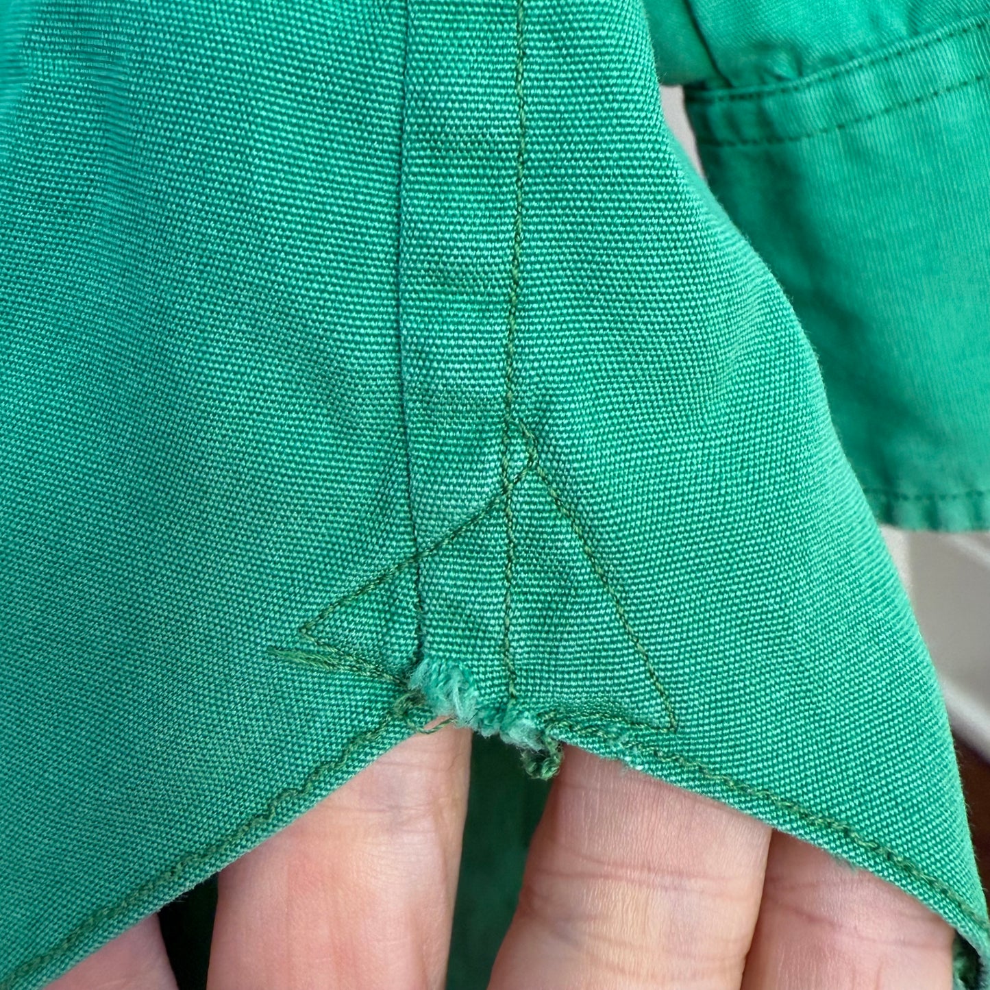 1940s Men’s Green Long Sleeve Shirt, Al Chymia Temple Memphis Chain Stitch Embroidery, Fremont Shirt Co Size M/L