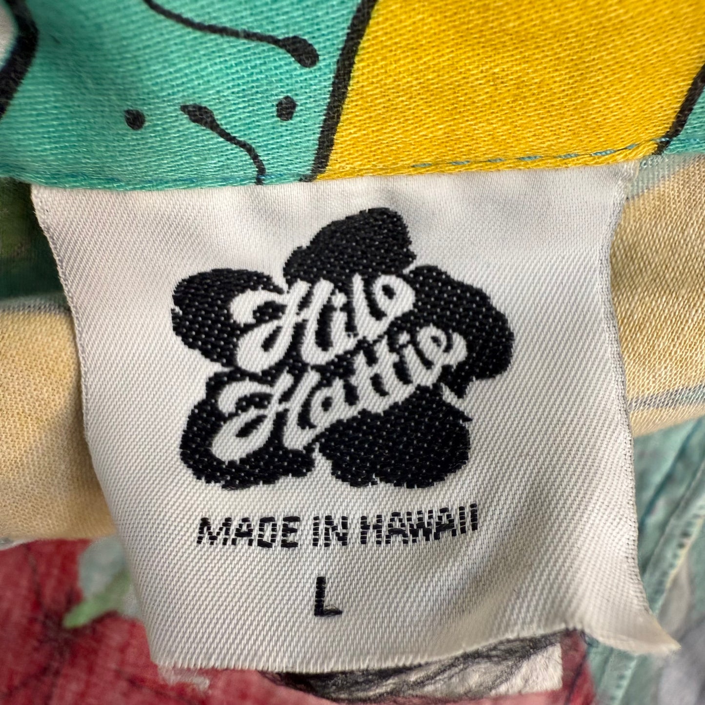 1980s Women’s Hawaiian Shirt, Cotton Blouse, Hilo Hattie Size M/L