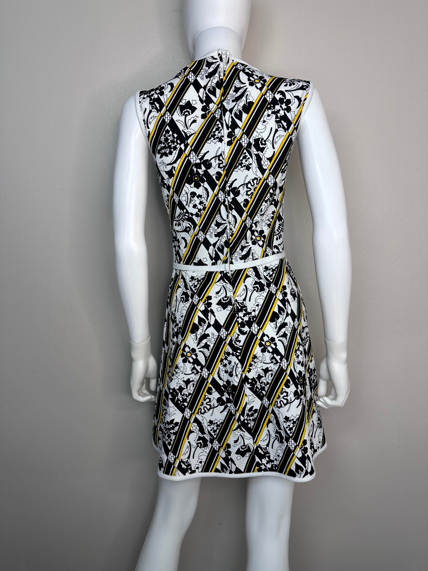 1970s Geometric Floral Sleeveless Skort, Size Medium, Black White Yellow Romper Dress