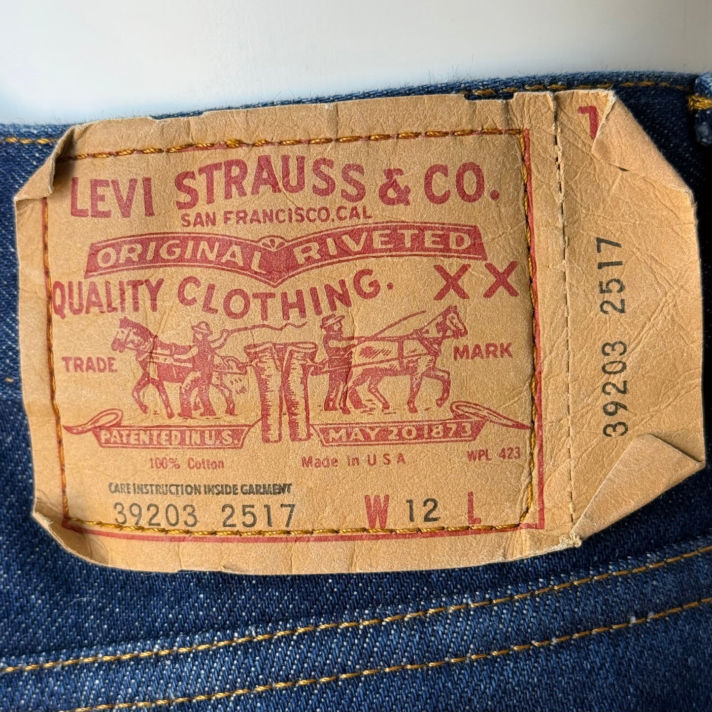 1980s Winter Levi’s Jeans, Dark Denim with Red Flannel Lining, 27"x32", High Rise Straight Leg
