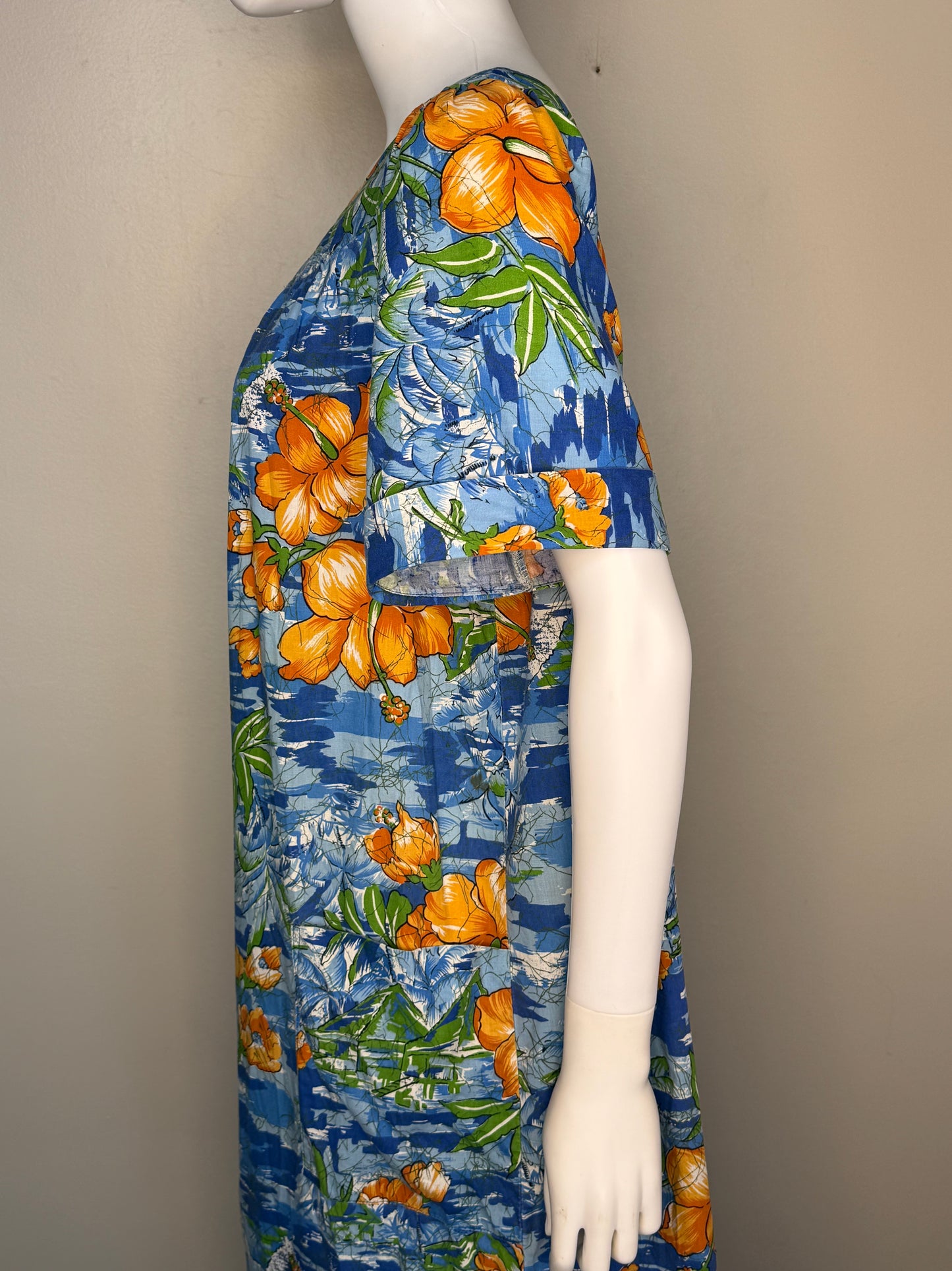 1970s Hawaiian Novelty Print Floral Maxi Dress, Sears Hawaiian Loungers Size Large, Cotton Kaftan Muumuu