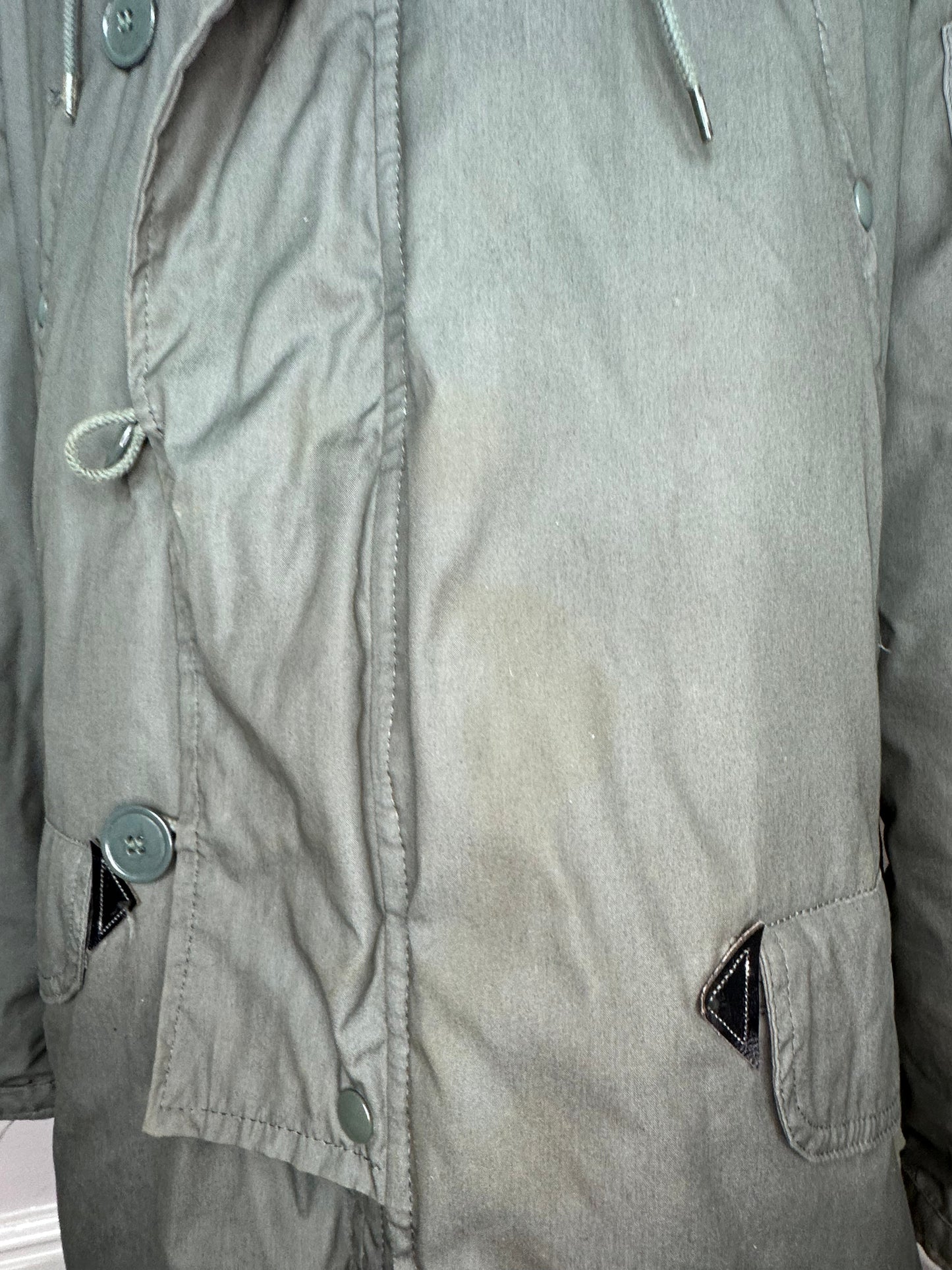 1980s N-3B US Military Issue Parka, Greenbriar Industries Size Medium