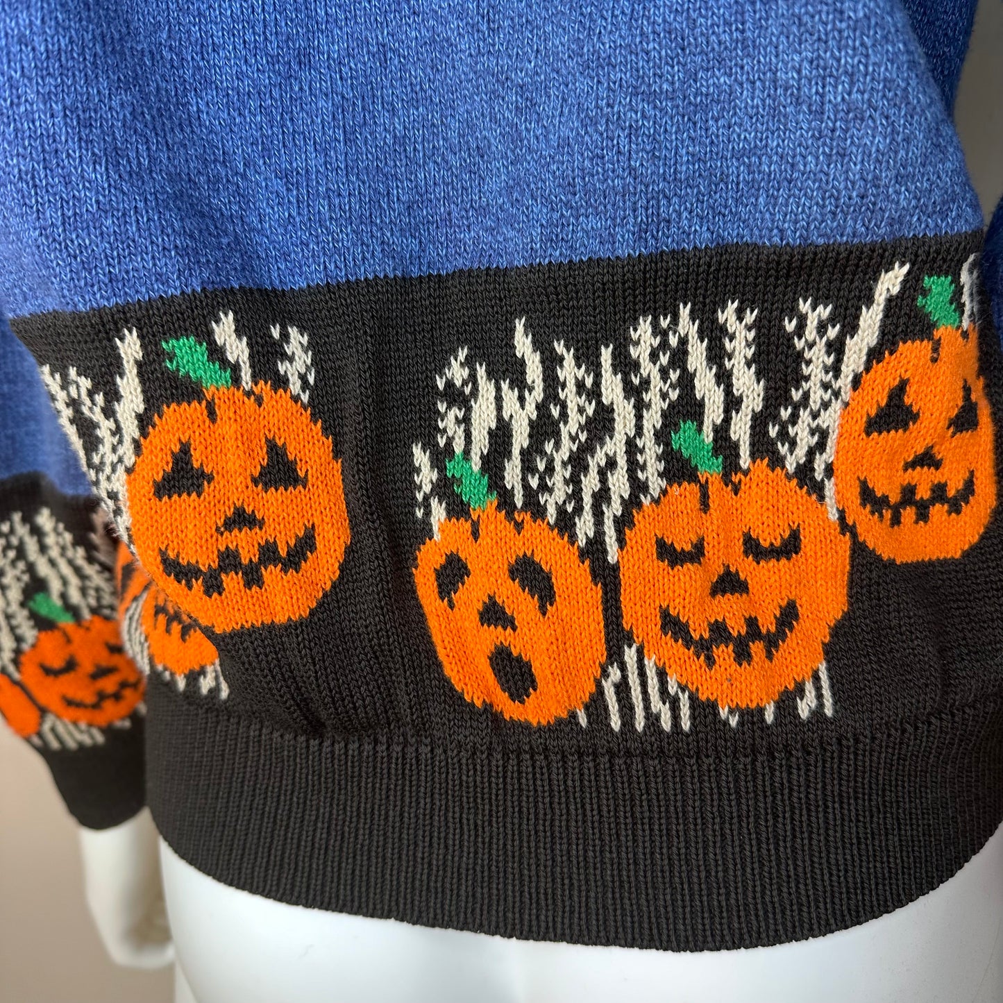 1990s Halloween Cardigan Sweater, Casual Corner & Co Size Medium, Trick or Treat, Jack-O-Lantern