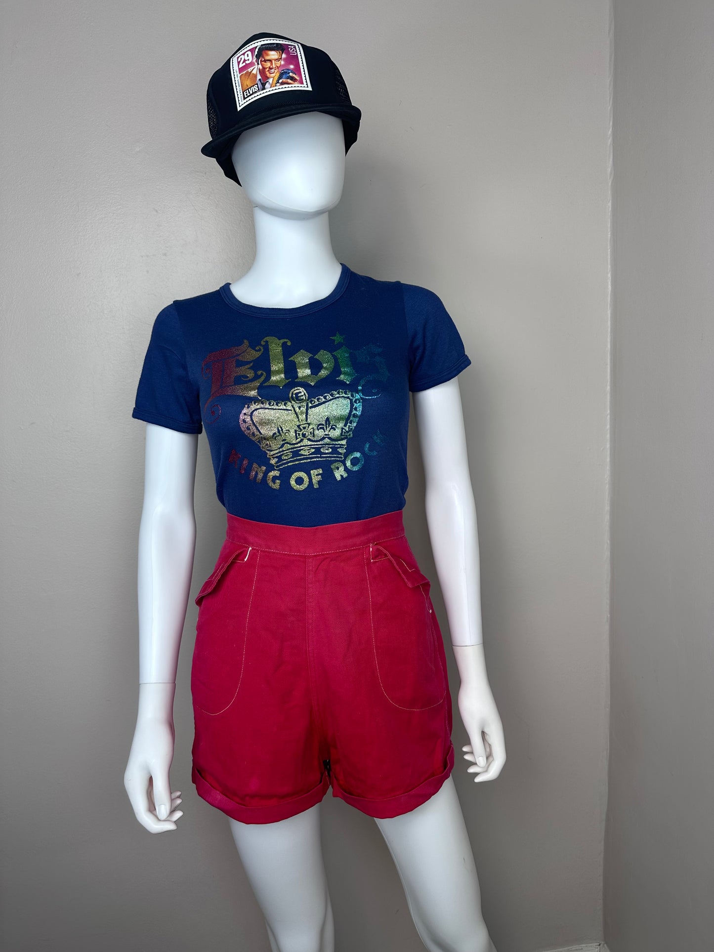 1970s Elvis Presley French Cut T-Shirt, Size XS, King of Rock Rainbow Glitter Transfer, Femme