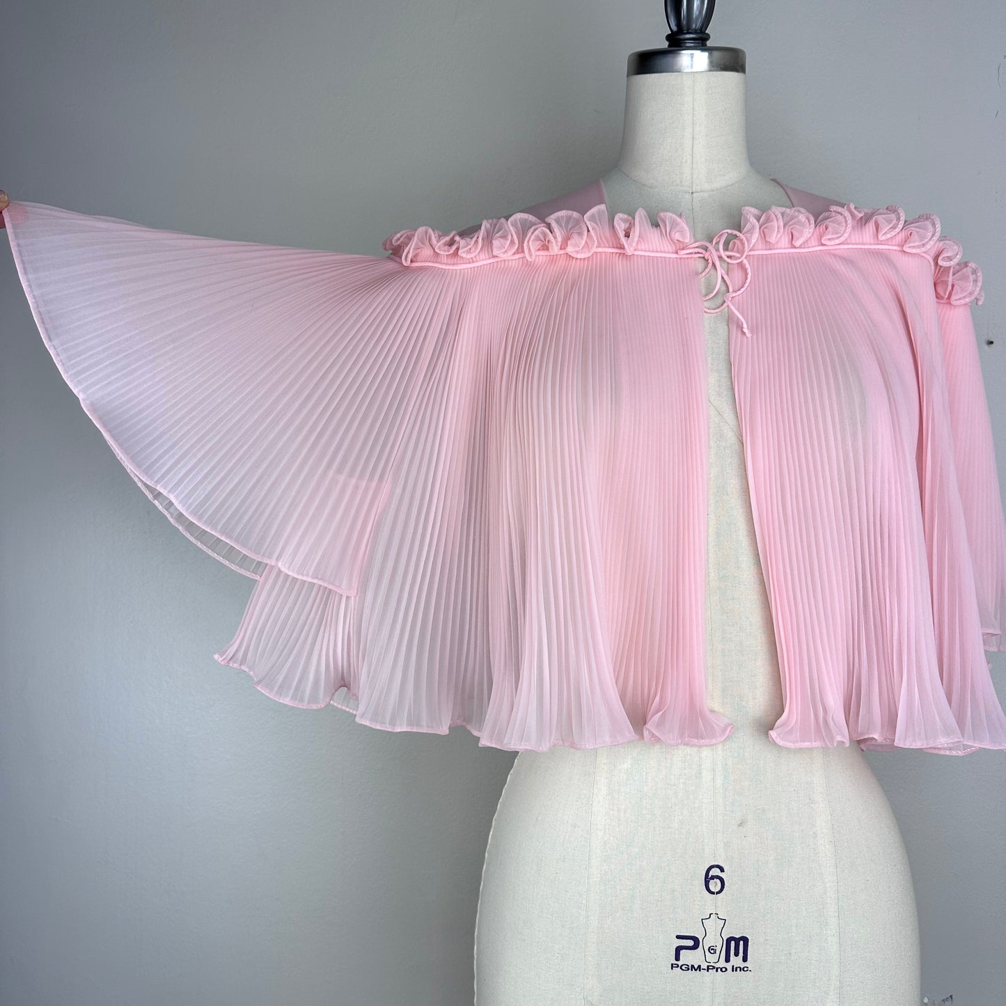 1950s Sheer Pink Pleated Bed Jacket, Vanity Fair Lingerie Size Medium