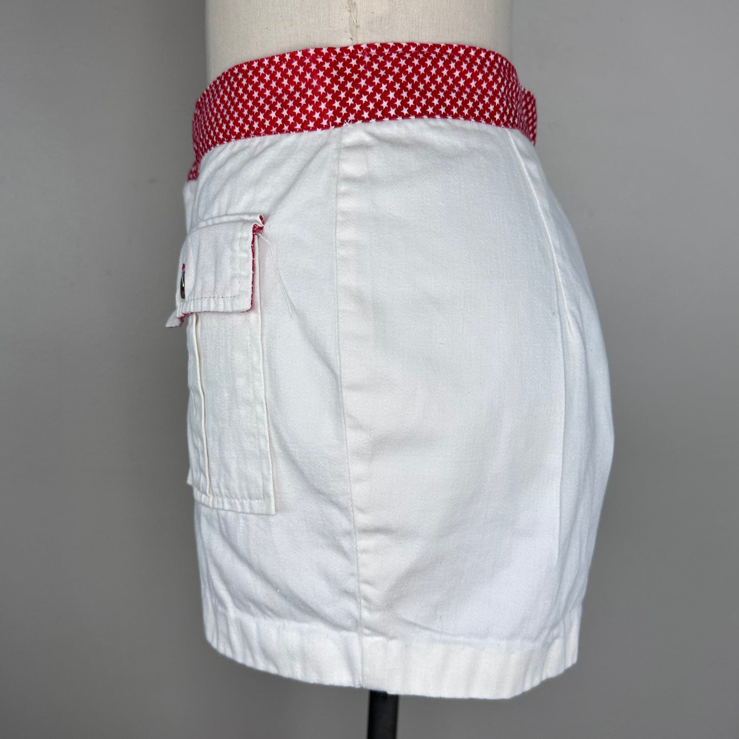 1970s White Shorts with Red Star Print Waistband, 29.5" waist