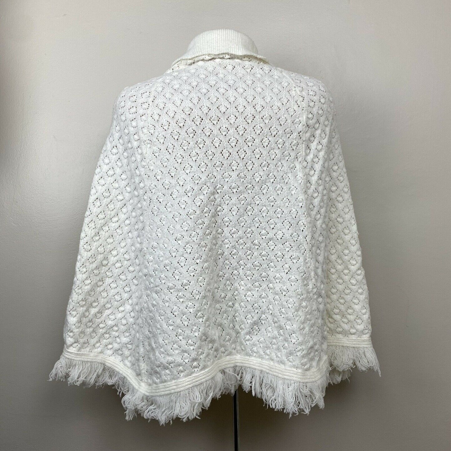 1970s White Knit Cape w/Fringe, Poncho, Button Front Collar Boho Sweater