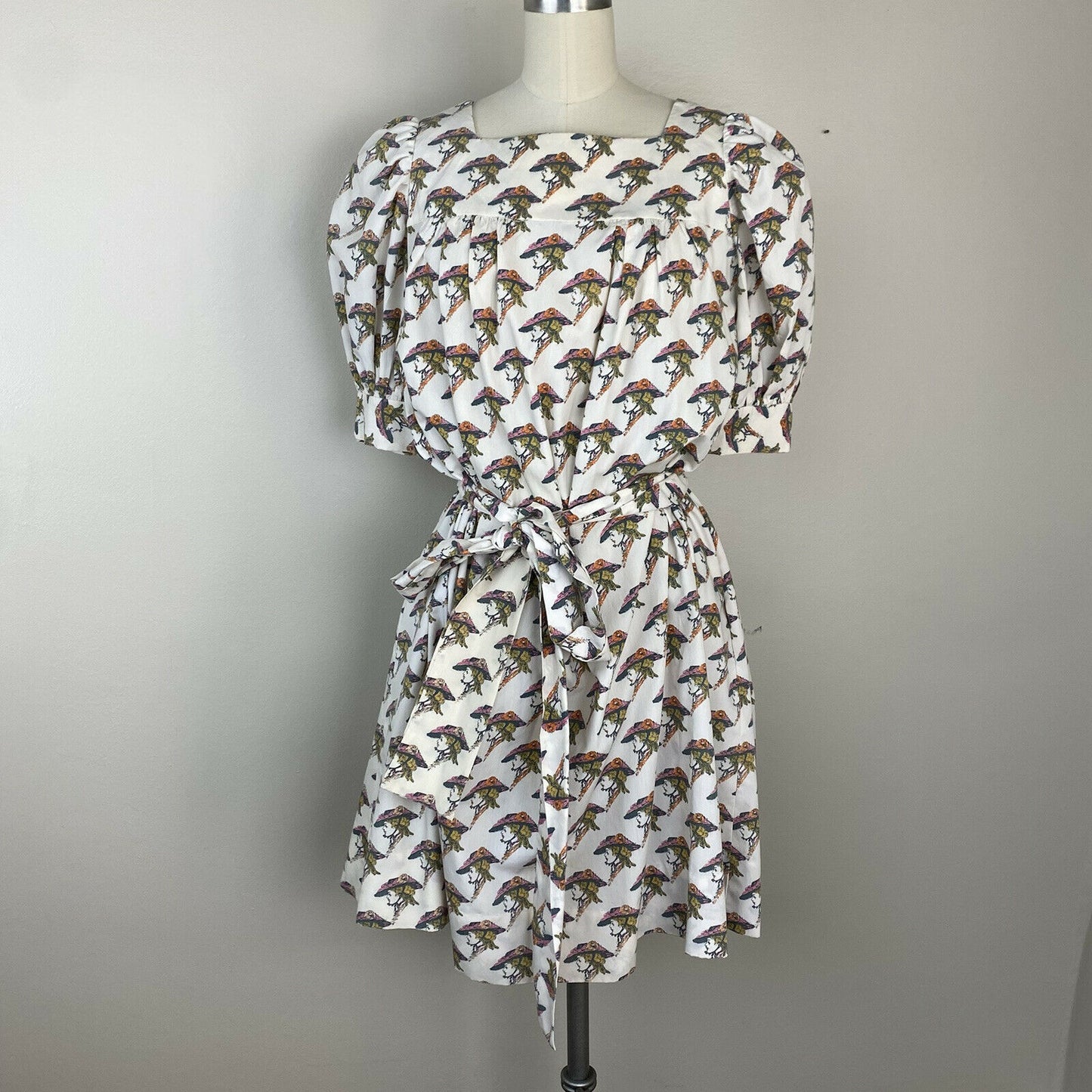 1970s Handmade Novelty Print Smock Dress, Size XS/S, Edwardian Lady with Hat