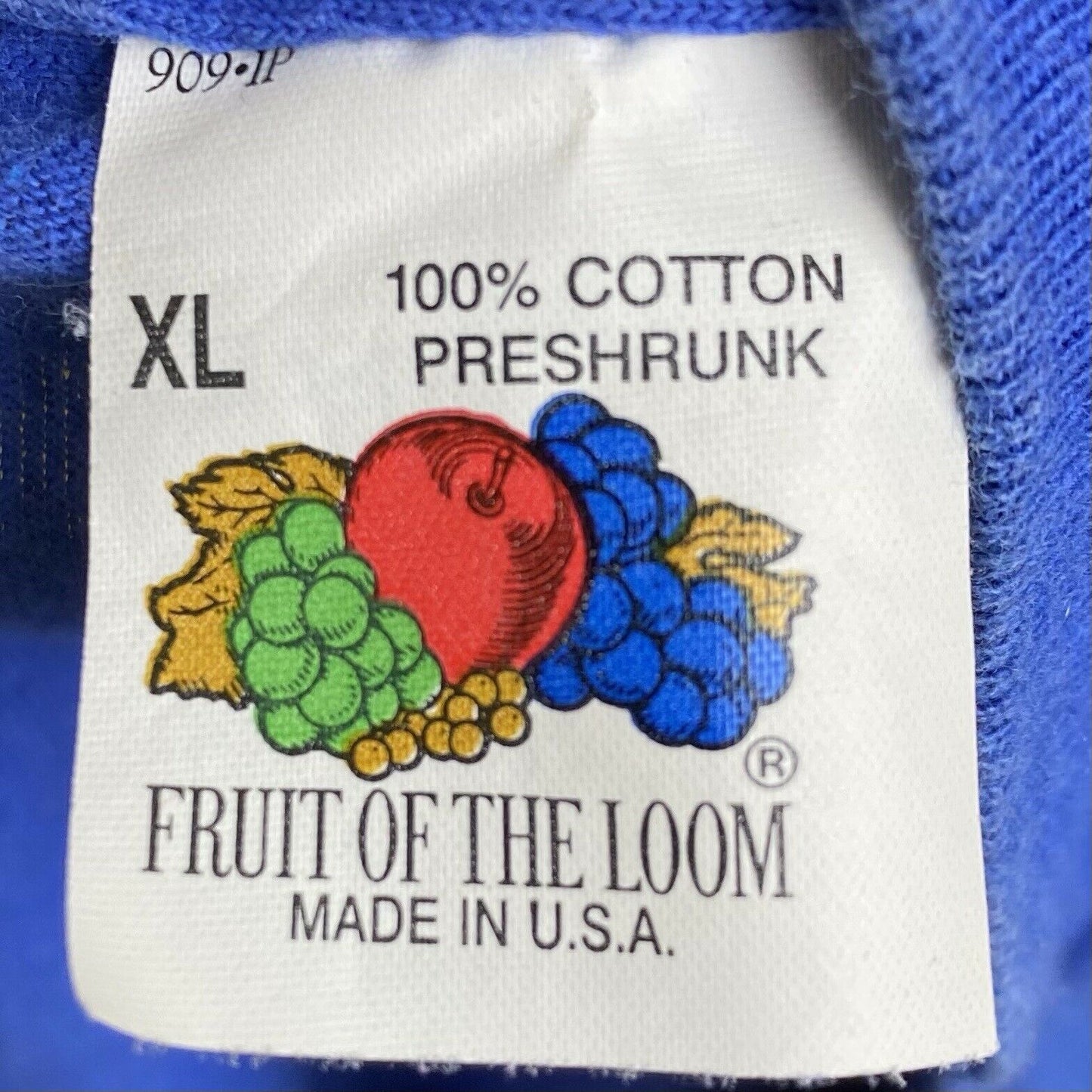 1980s Royal Blue Pocket T-Shirt, Fruit of the Loom Size L/XL, 80s Single Stitch Blank Tee
