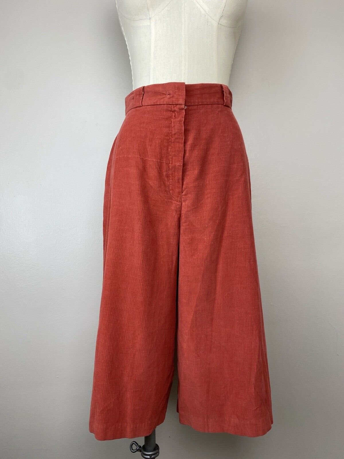 1970s Corduroy High Waisted Gaucho Pants, Size Small, 25.5" Waist, Peerless Of Boston, Terracotta