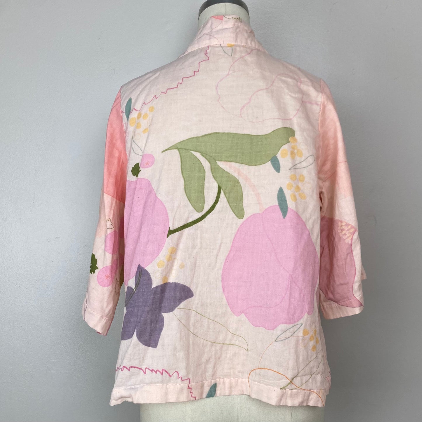 Vintage Thin Cotton Yukata Jacket, Pastel Pink Floral, Size S/M