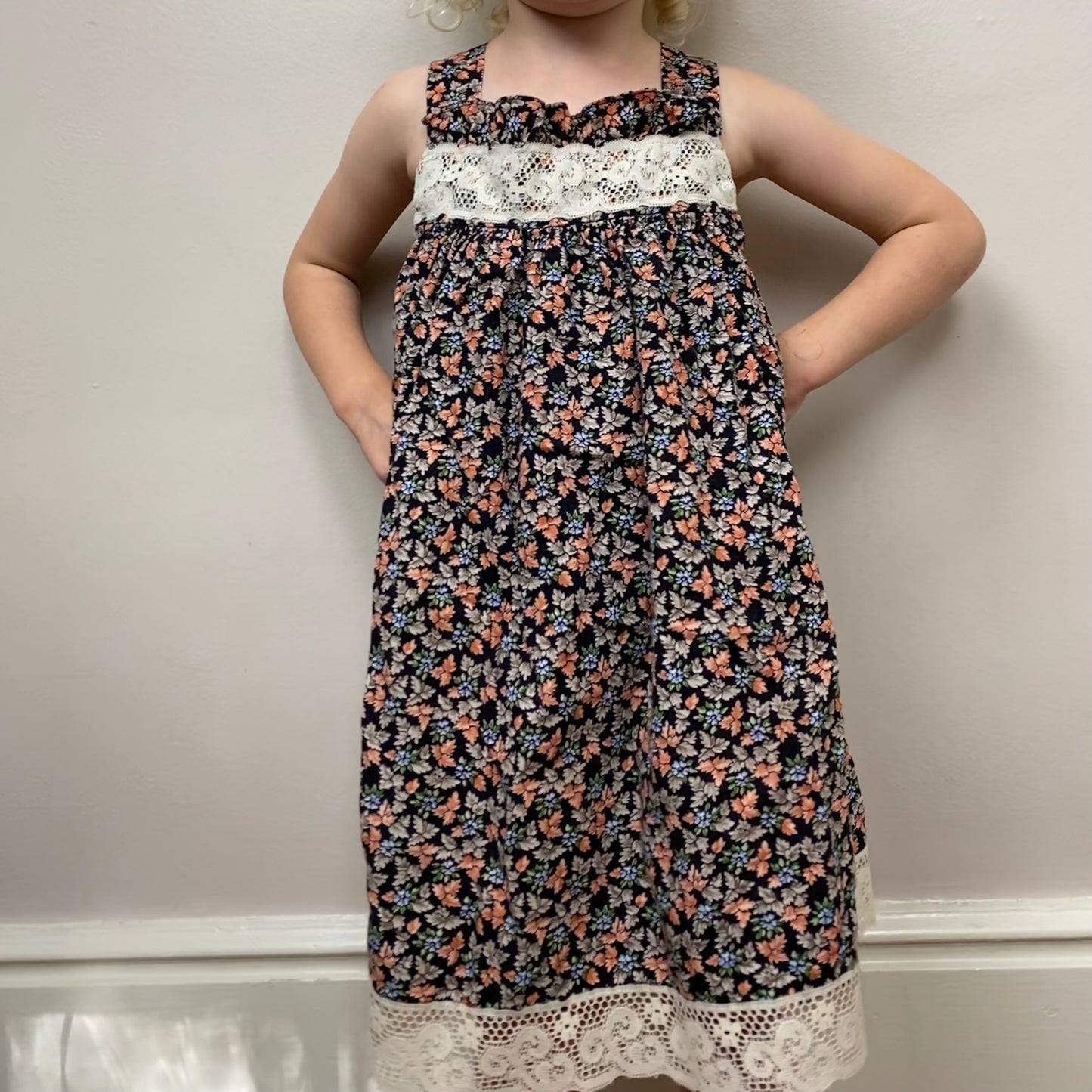 1970s/80s Floral Sundress, Kids Size 6, Prairie, Cottagecore