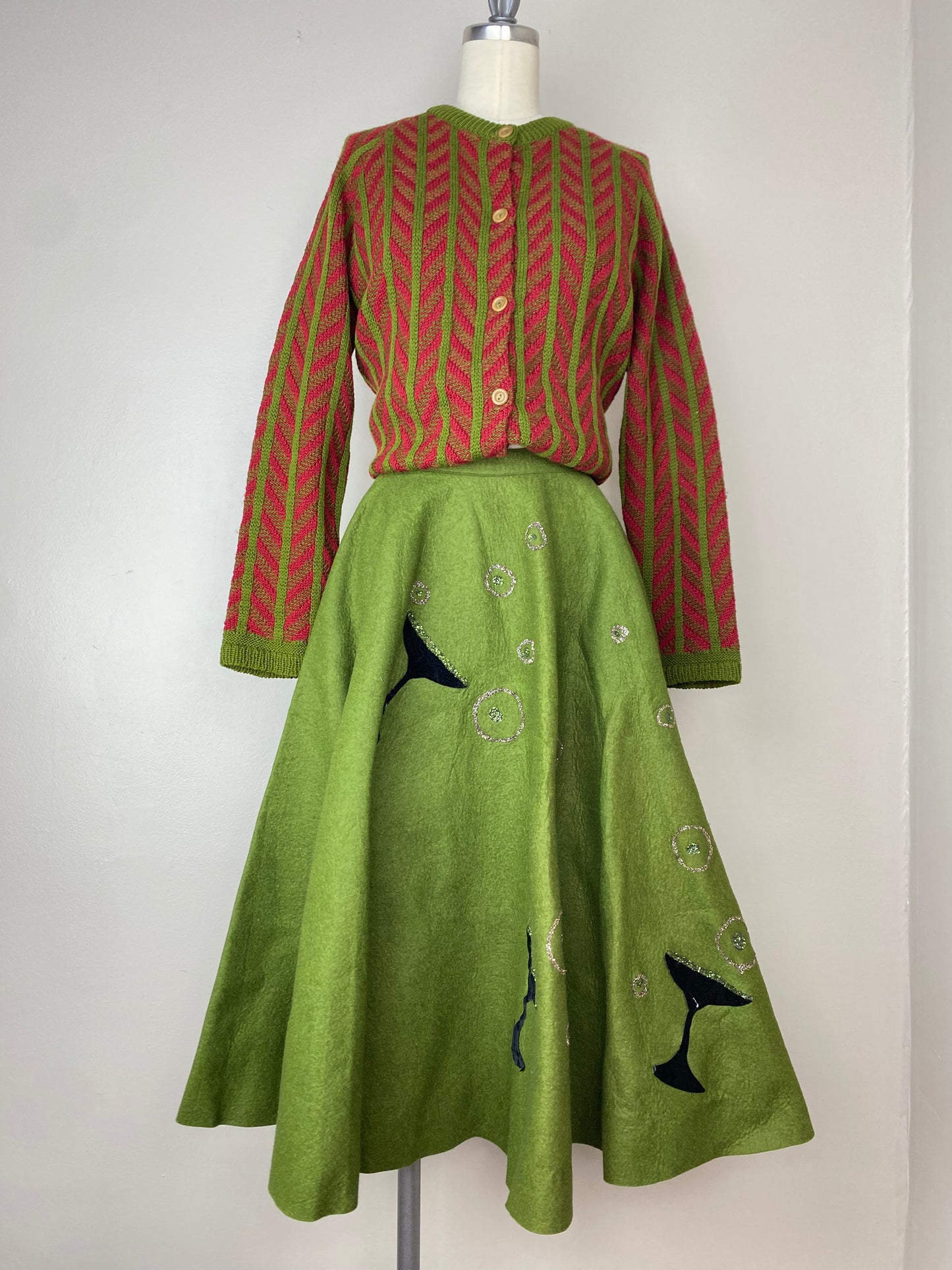 1950s Felt Circle Skirt with Champagne Appliqué, Fligelman New York Size X-Small, Glitter Bubbles