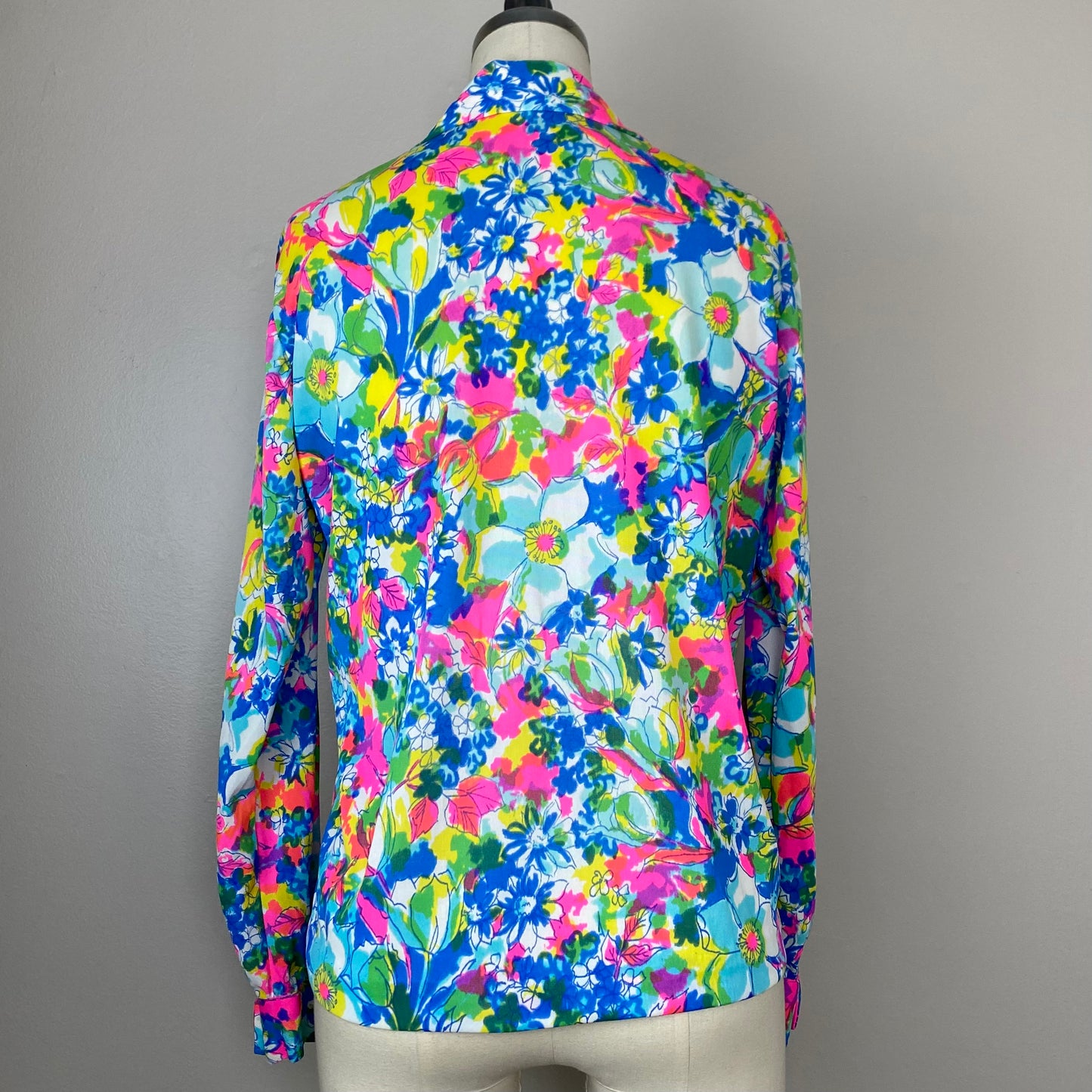 1970s Bright Floral Nylon Blouse, Size S/M, Neon Pink