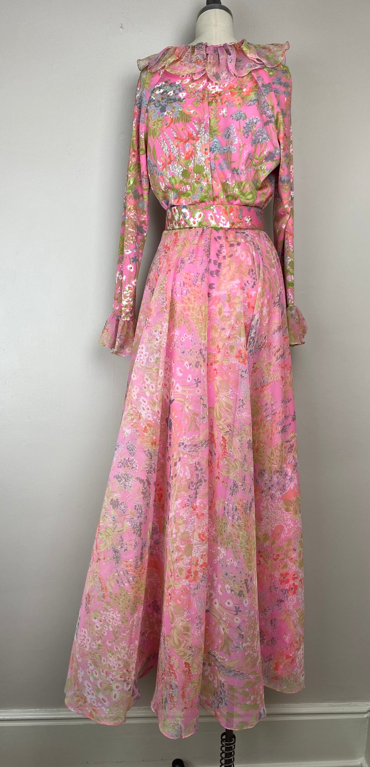 1970s Don Luis de Espana Designer Maxi Dress, Pink Floral, Size M/L