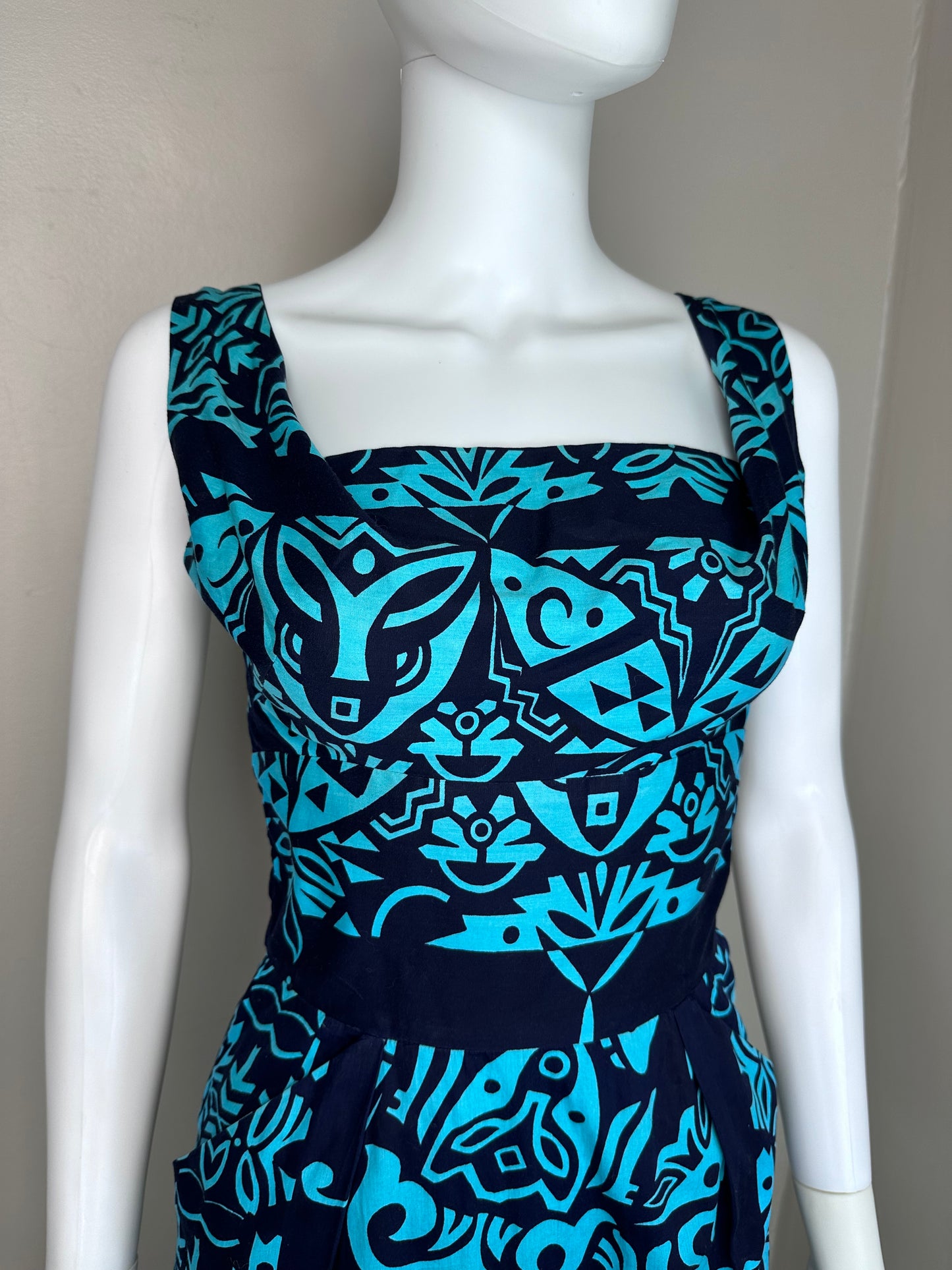 1950s Hawaiian Wiggle Dress, Alfred Shaheen Size XXS, Polynesian Tiki Print