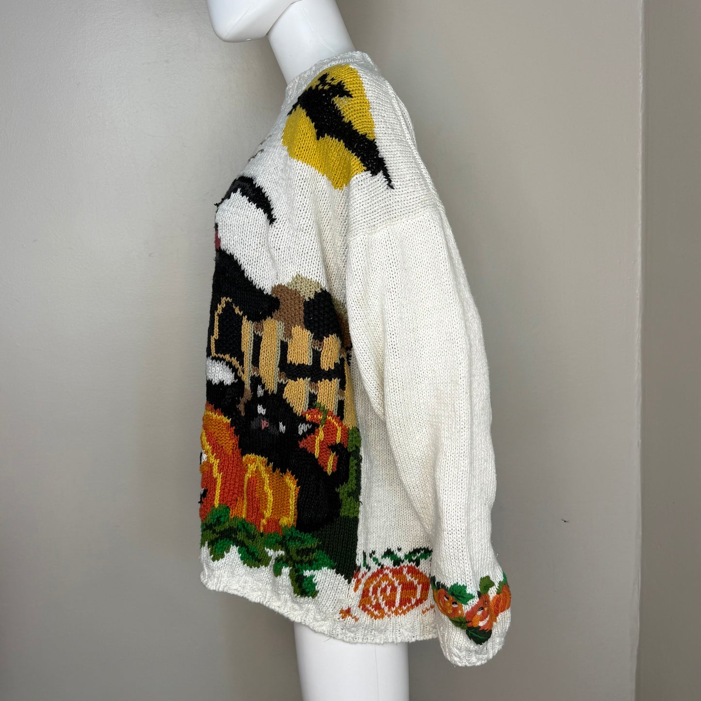 1990s Halloween Sweater, Crystal Kobe Ltd Size X-Large/XXL, Kobe Larger Sizes, Witch, Jack-O-Lantern