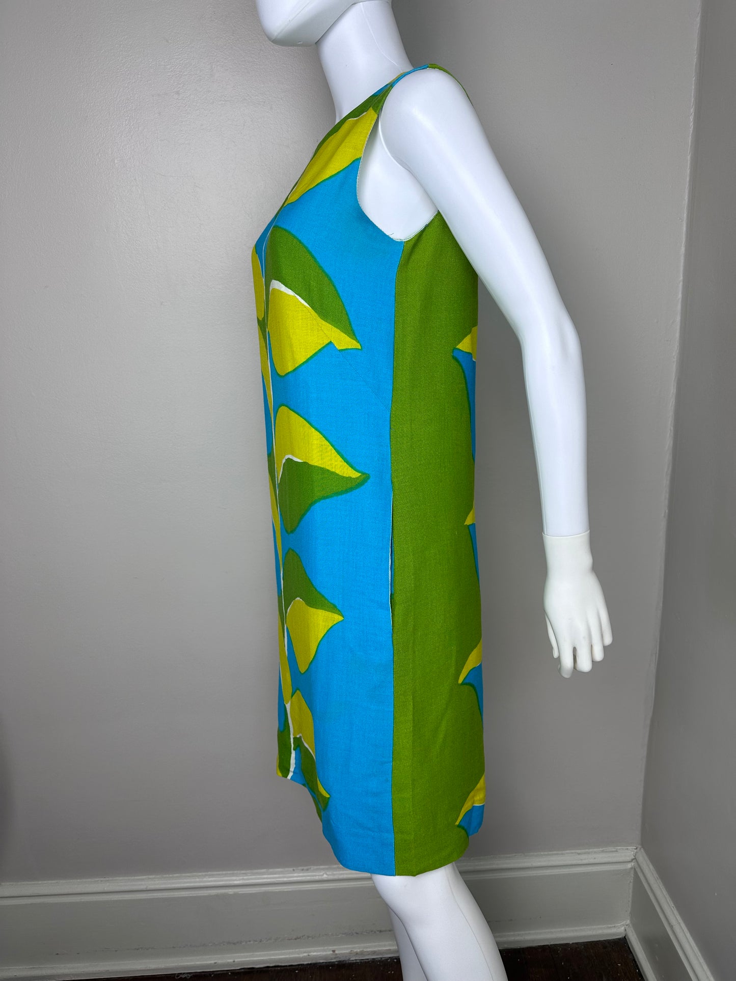 1960s Pop Art Mod Shift Dress, Keyloun Size S/M