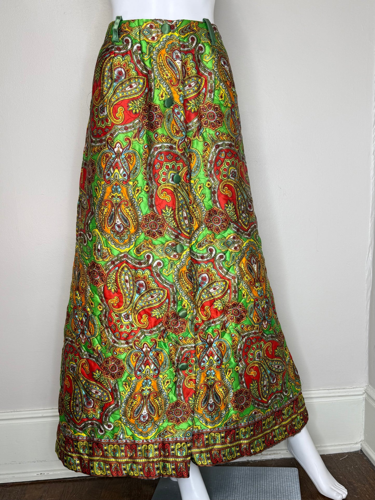 1970s Quilted Green Paisley Maxi Skirt, Uwana Size Medium, Loungewear, Border Print