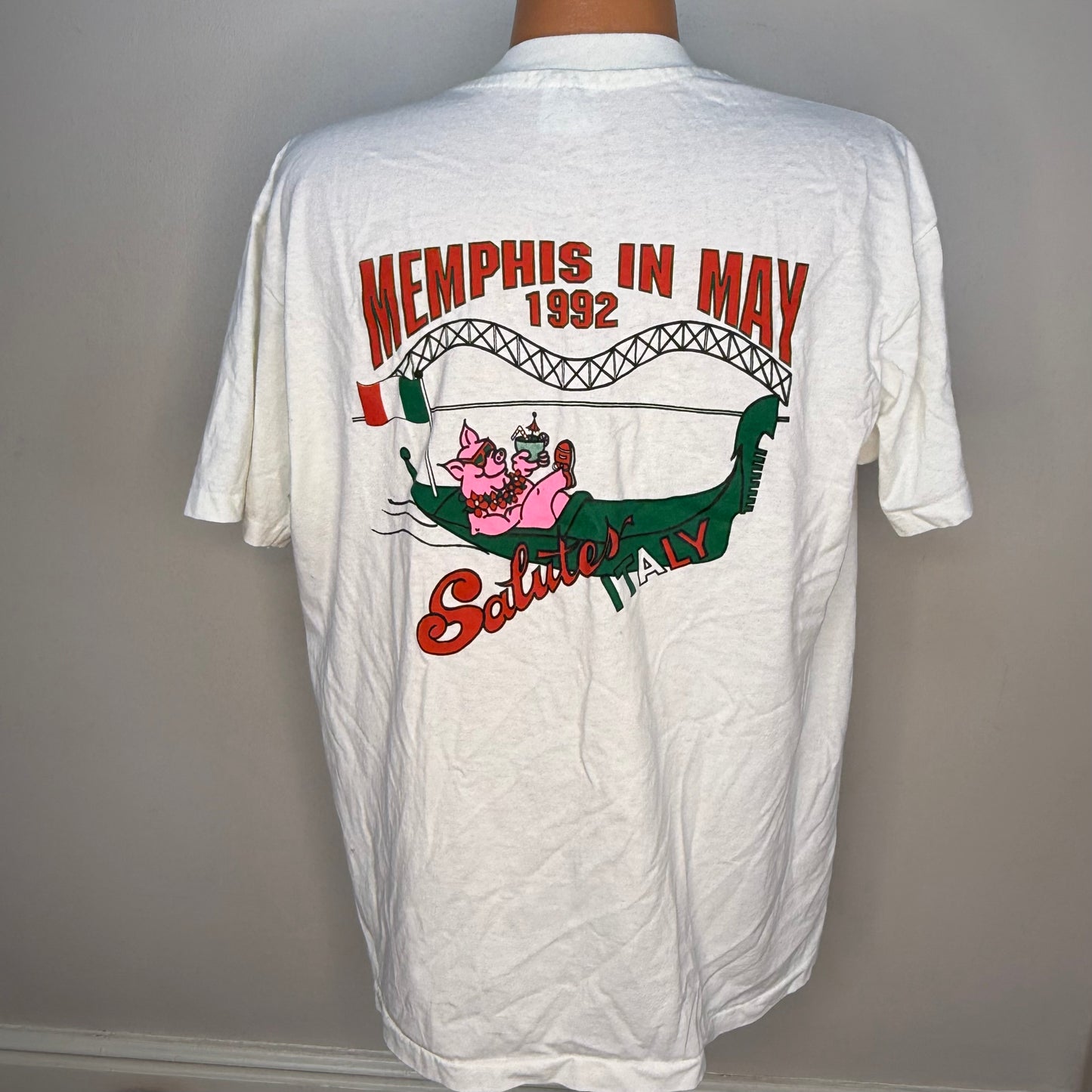 1990s Memphis in May Barbecue Contest 1992 T-Shirt, Salutes Italy, Highland Hundred Pigskinners, Hanes Size XL