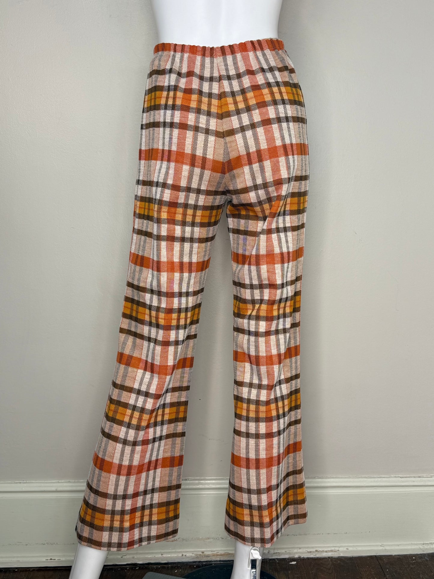 1970s Women’s Plaid Double Knit Pant Suit, Vest Top and Pants set, Peck & Peck for Act III Size Small