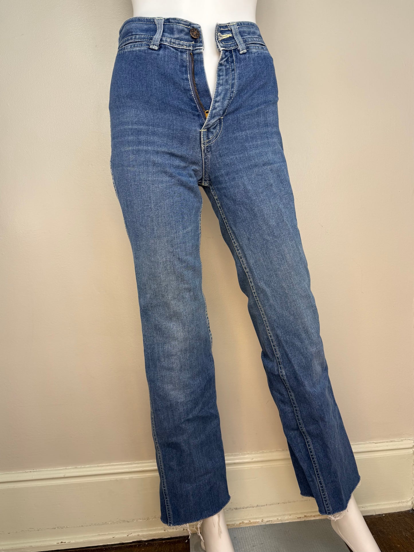 1970s Blue Jeans, High Rise, Straight Leg, Best Made Togs Size 0, 25.5"x30.25"